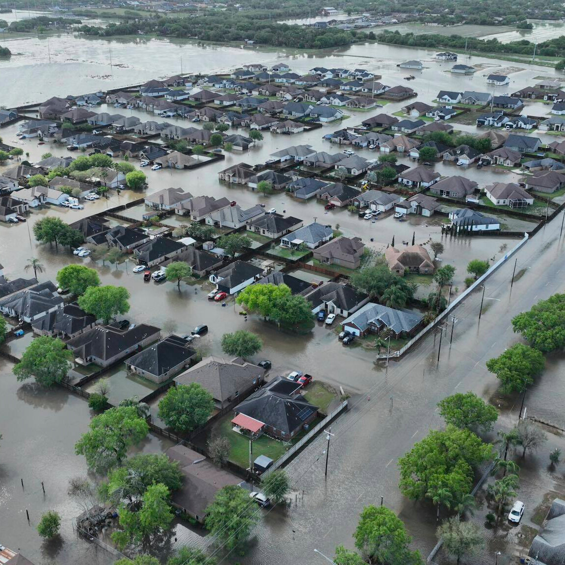 3 Killed and Hundreds Rescued From Flooding in South Texas, Officials Say