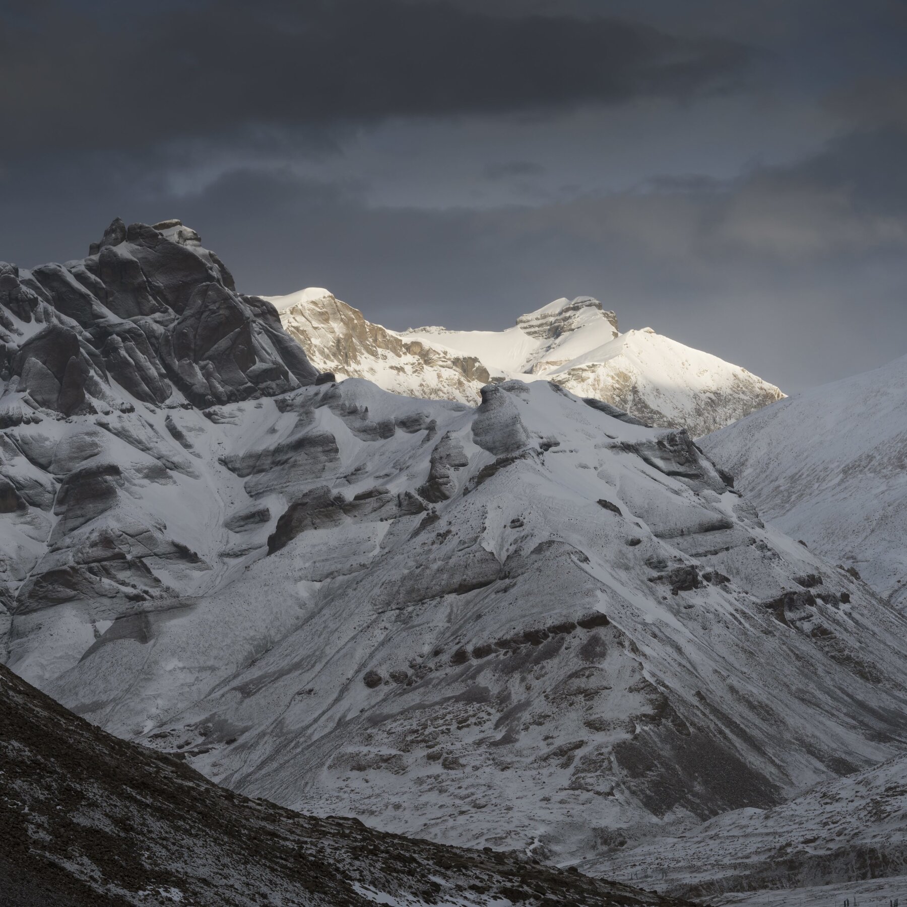 7 Climbers Are Killed After Avalanche Hits Base Camp in Himalayas