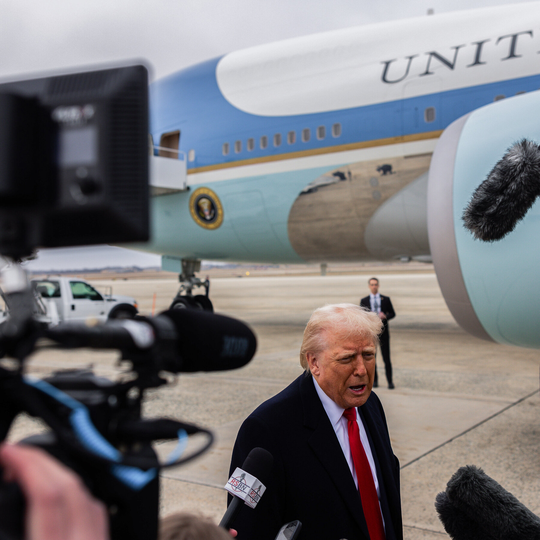 A Clubby Washington Tradition Carries On Uncomfortably Without Trump