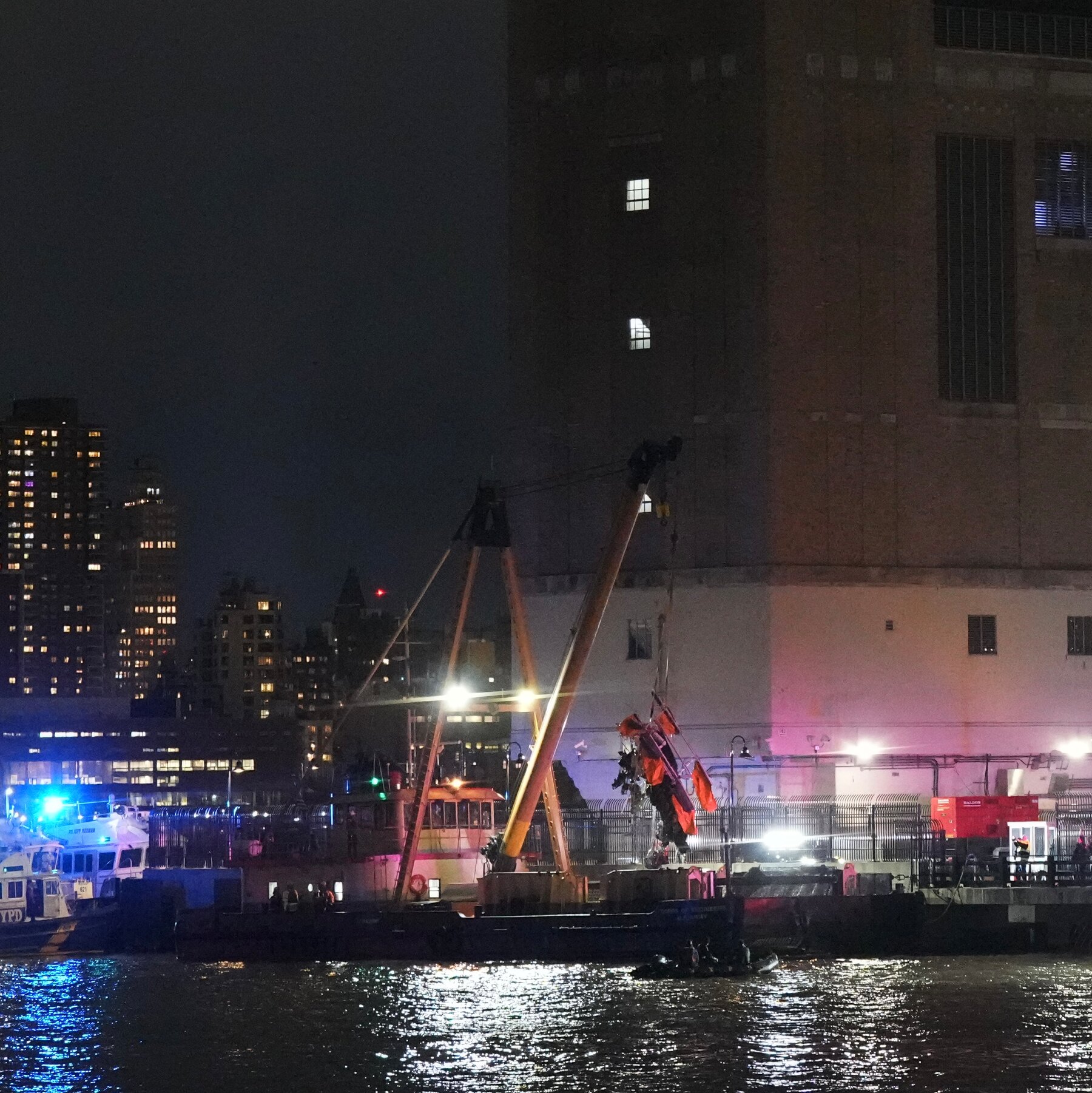 A Fatal Helicopter Crash in the Hudson River