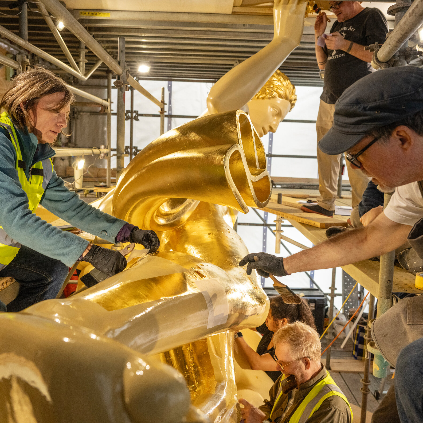 A Glistening Makeover for a Rockefeller Center Icon