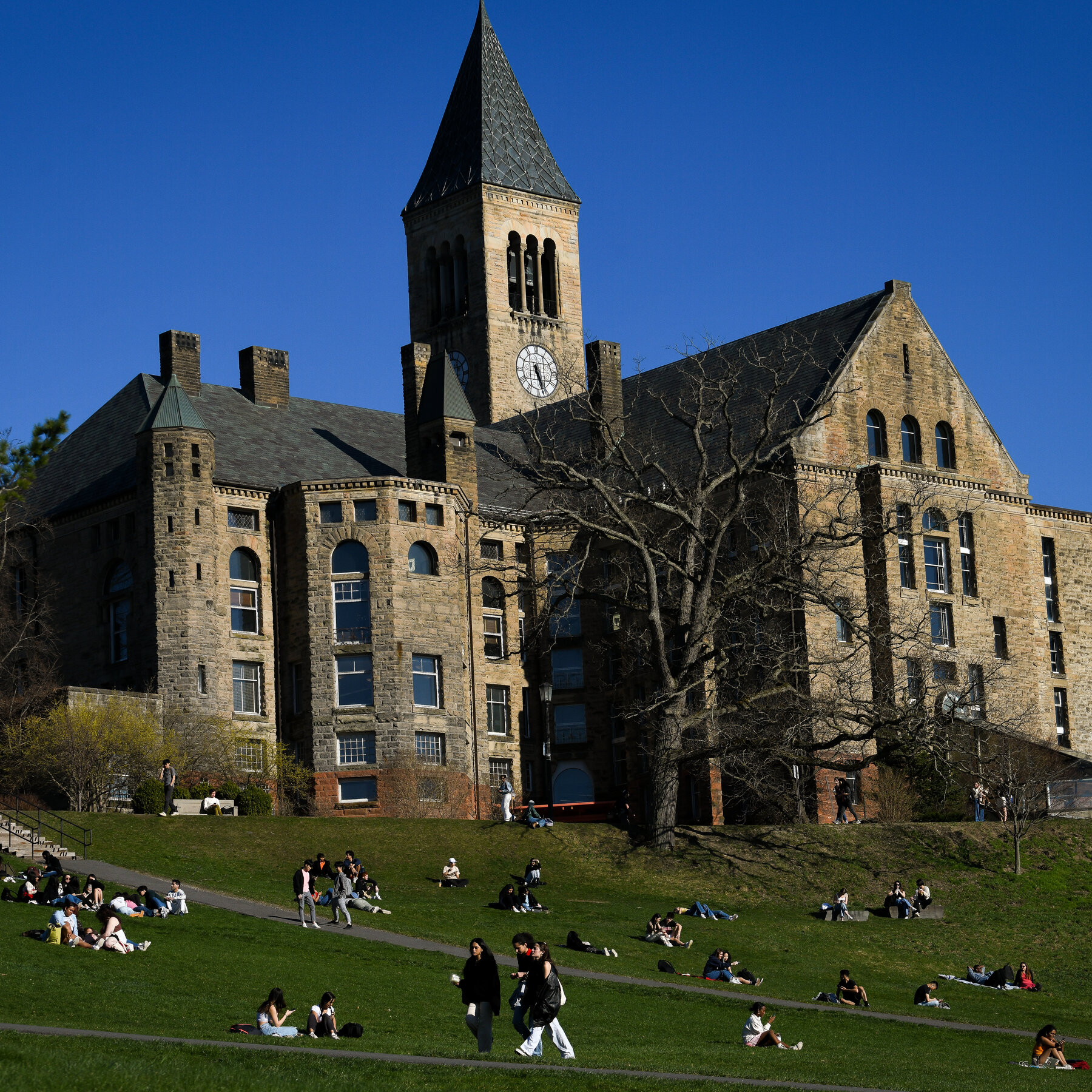 A judge blocked the Energy Department from imposing a cap on grants for university research.