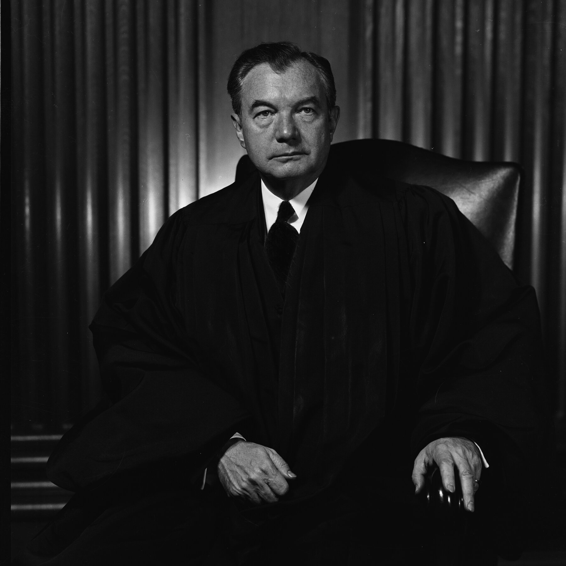 A Rupture on the Right Over Prosecutors and the Rule of Law