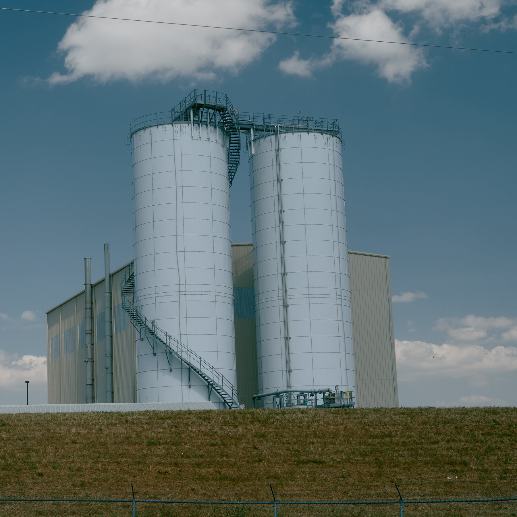 A Sewage-Fertilizer Giant Leaves Town Amid a Contamination Crisis