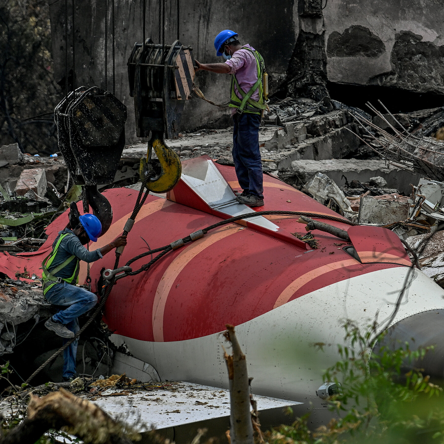A Takeoff, a Mayday Call, and 2 Air India Pilots Who Never Made it Home
