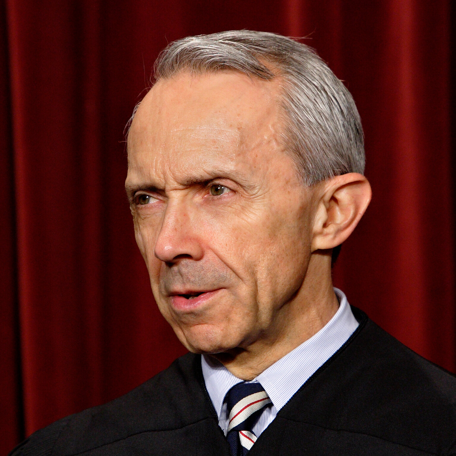 A Warning From Justice Souter: Democracy Is in Peril