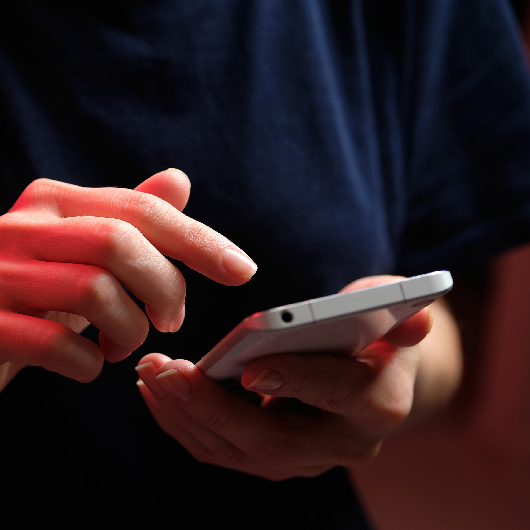 After the Signal Leak, How Well Do You Know Your Own Group Chats?