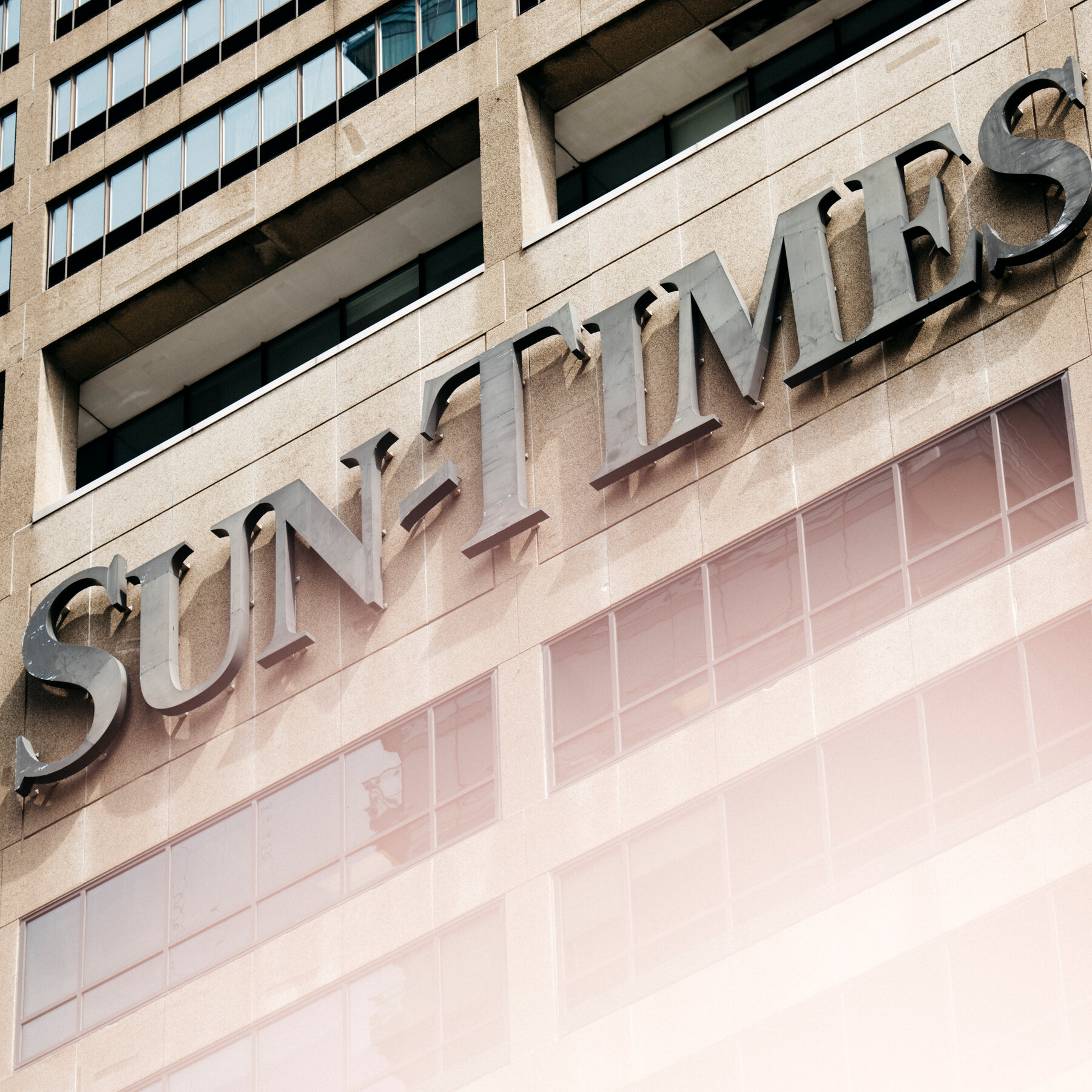 A.I.-Generated Reading List in Chicago Sun-Times Recommends Nonexistent Books