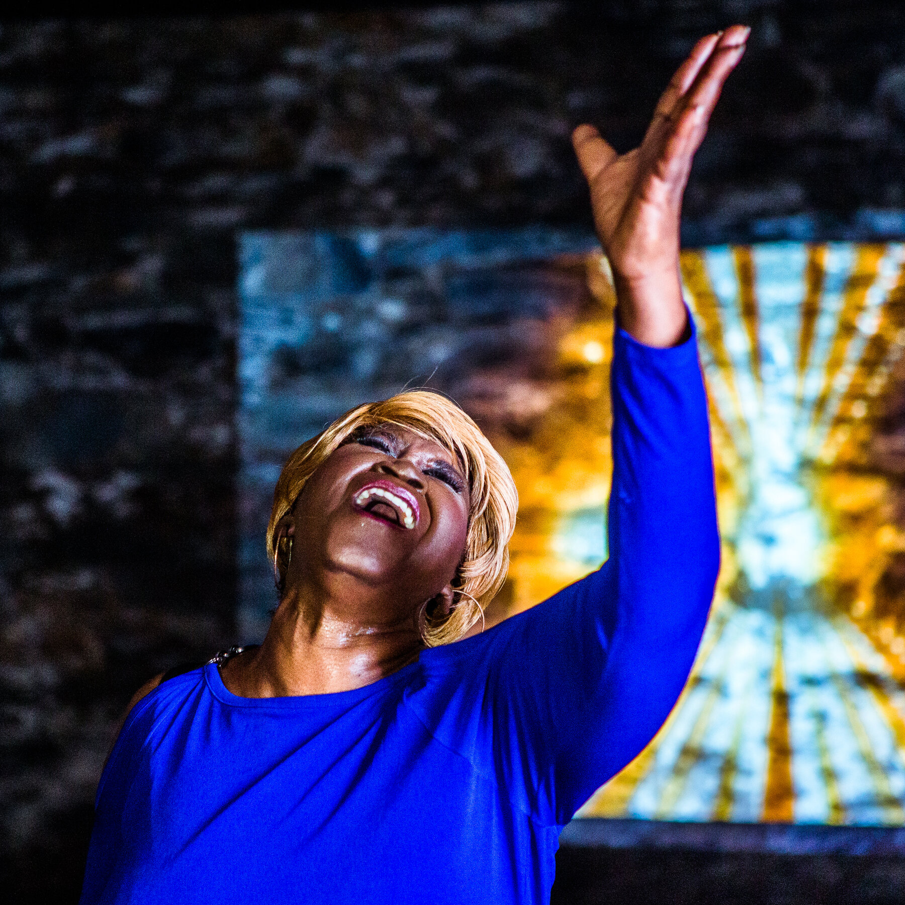 Alice Tan Ridley, a Subway Singer Who Dazzled on ‘America’s Got Talent,’ Dies at 72