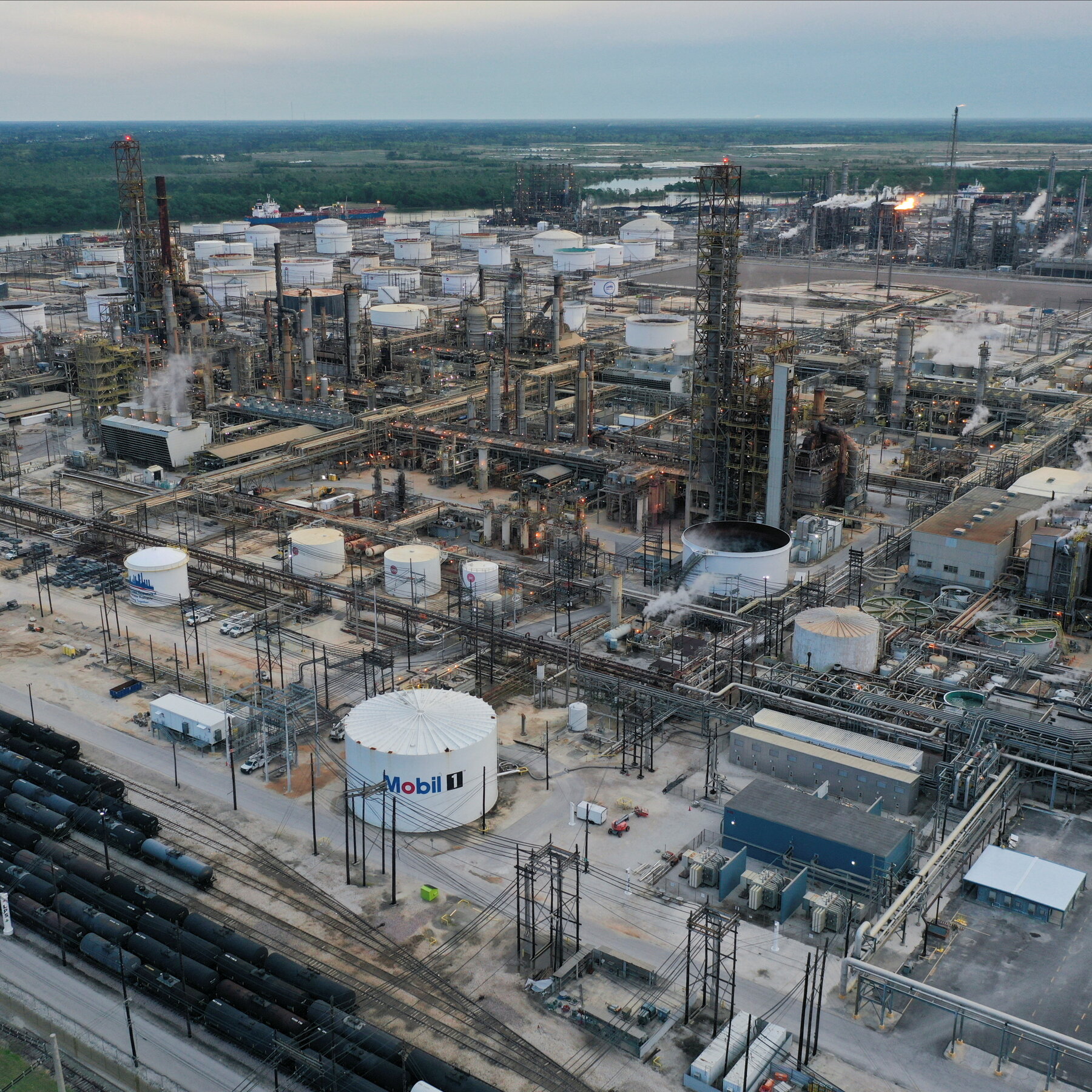 An Effort to Kill Off Lawsuits Against Oil Giants Is Gaining Steam