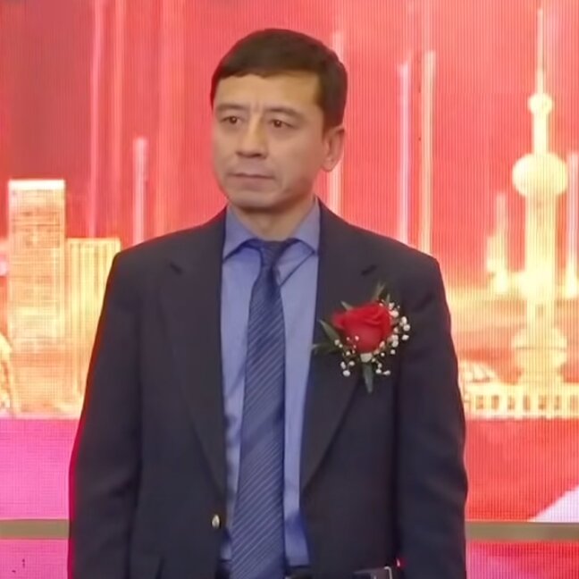 Andrew Cuomo’s Campaign Adviser Led Chinese State Oil Company