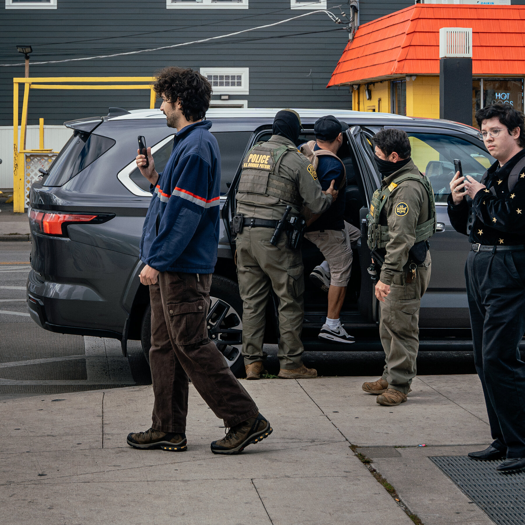 Appeals Court Blocks Release of Hundreds of Chicago-Area Immigration Detainees