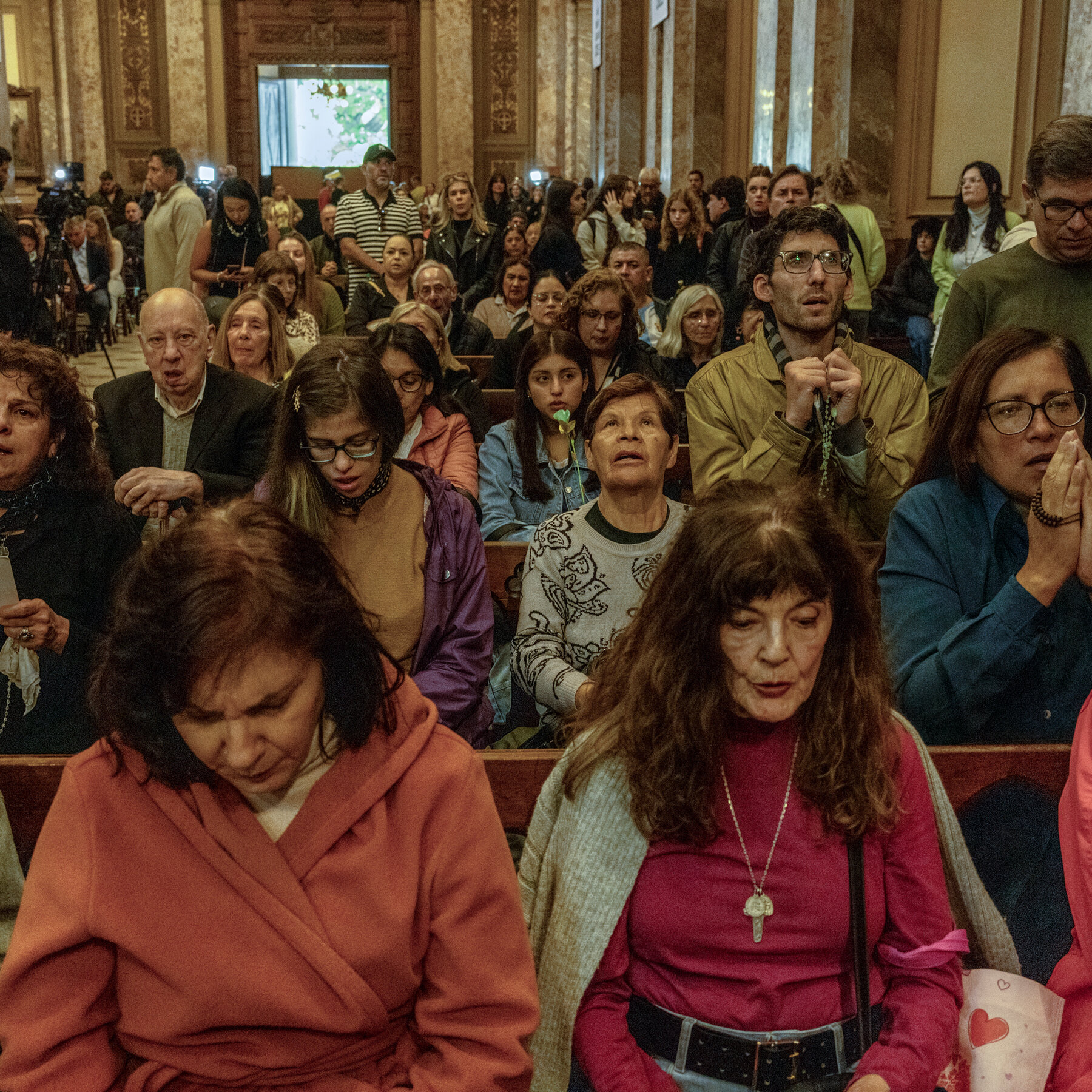 Argentines Mourn ‘Humble’ Pope and Native Son