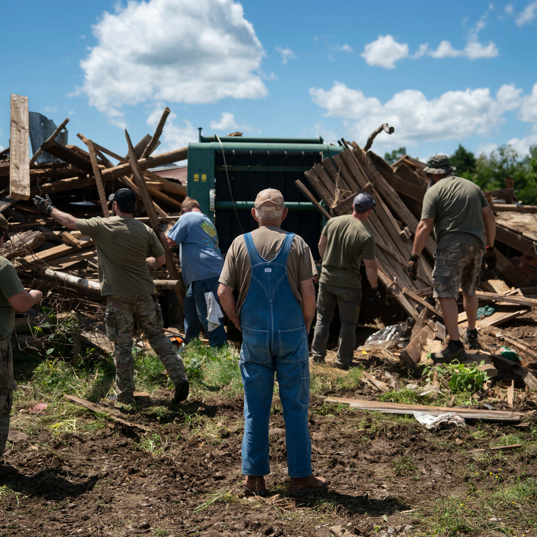 As FEMA Shrinks, a Grassroots Disaster Response is Taking Shape
