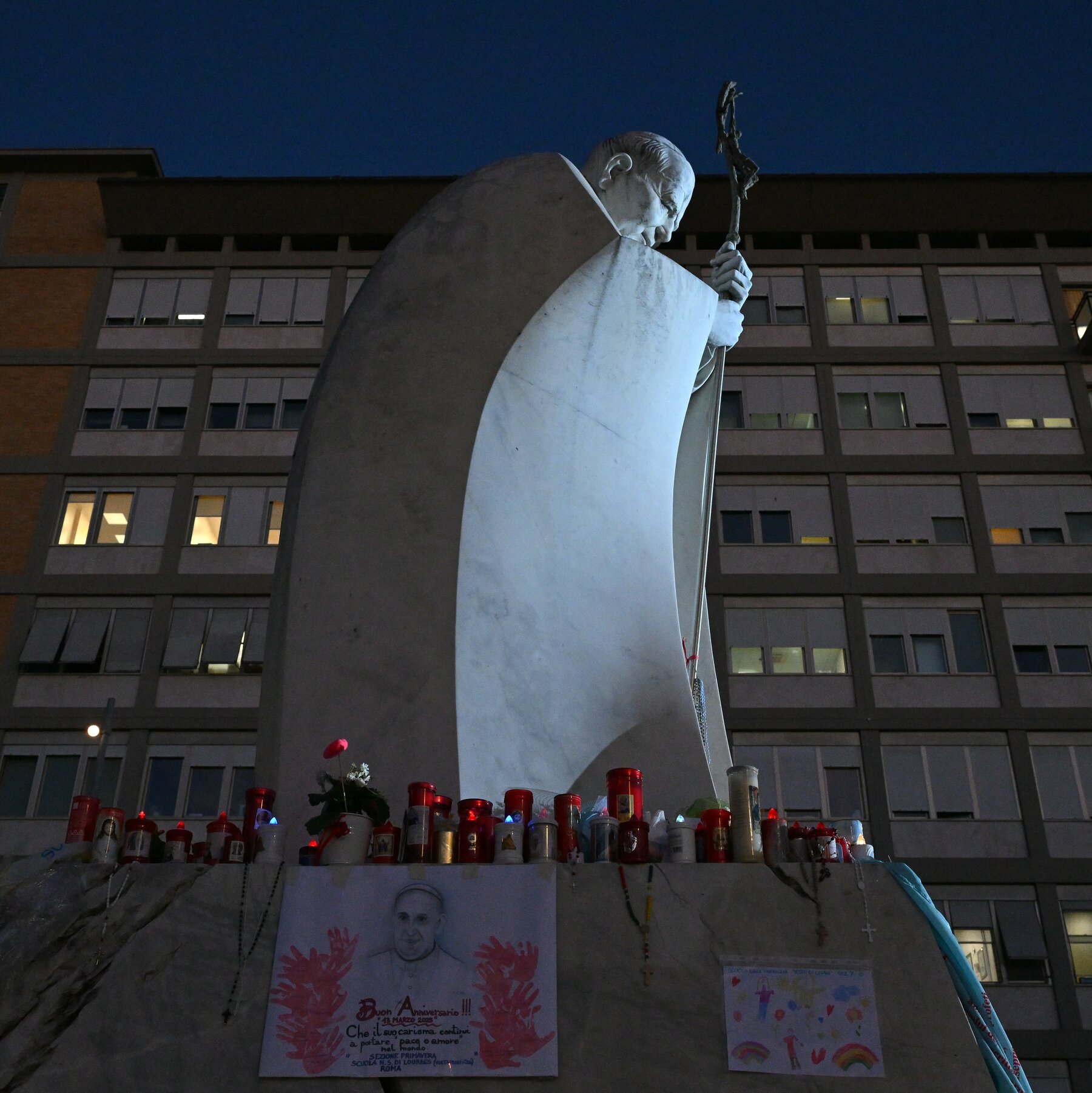 As Pope Francis Ails, Outlandish Rumors Run Wild