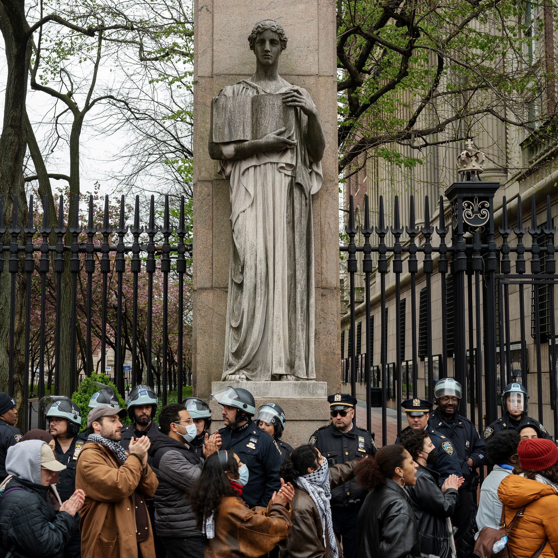 At Columbia, Tension Over Gaza Protests Hits Breaking Point Under Trump