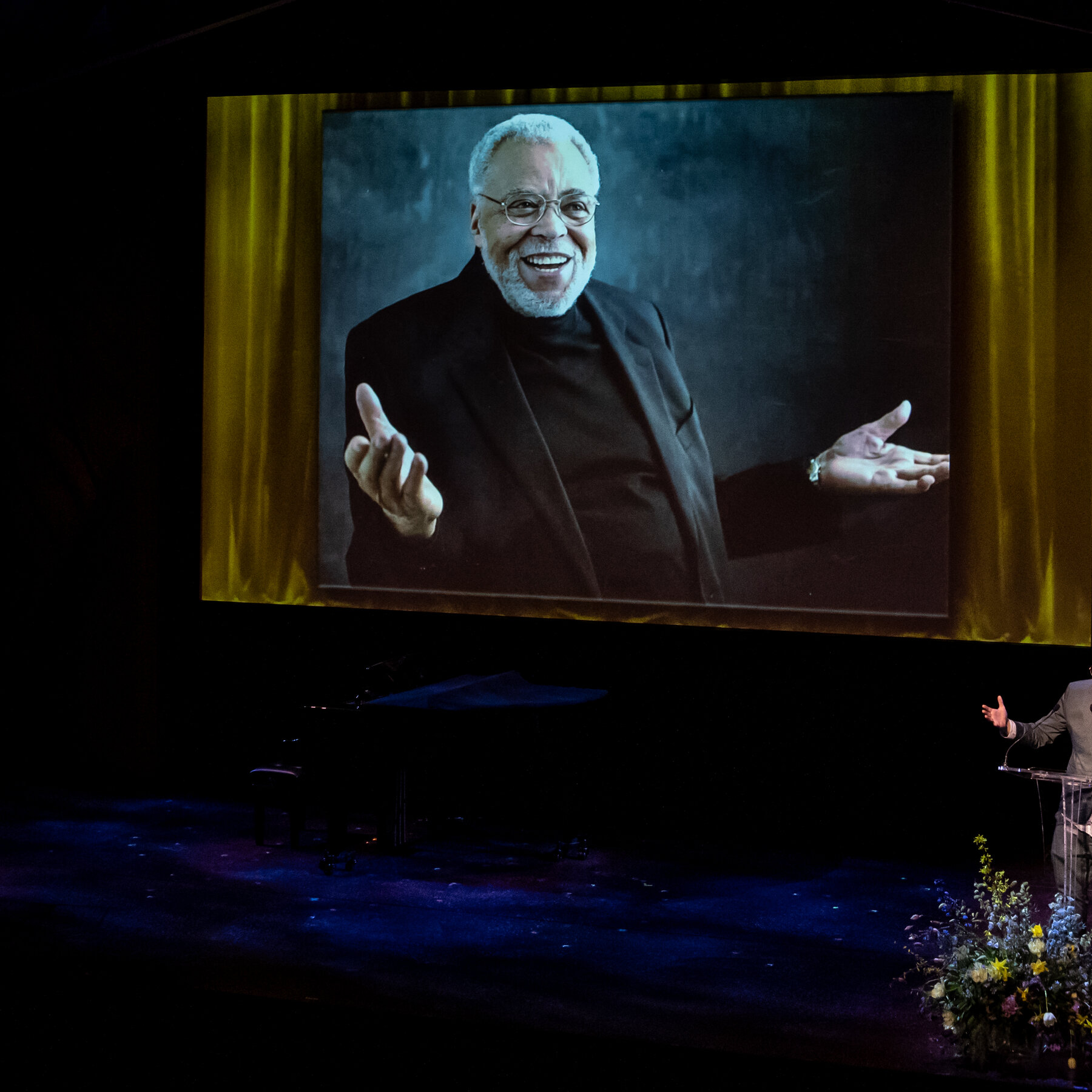 At James Earl Jones Memorial, Denzel Washington and Whoopi Goldberg Share Stories