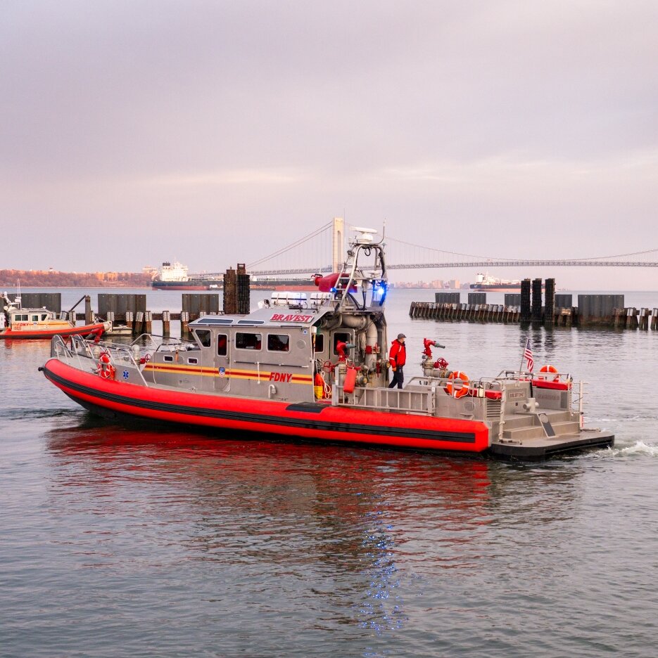 At Least 3 Dead After Boat Capsizes Near Staten Island, Officials Say