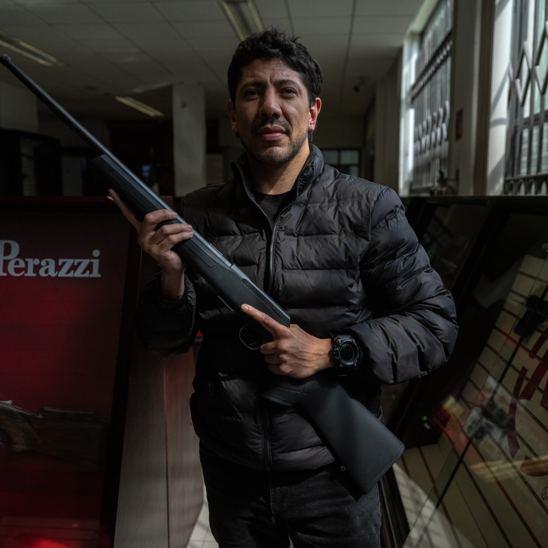 At Mexico’s 2 Legal Gun Shops, a Conflicted View of Firearms Is on Display