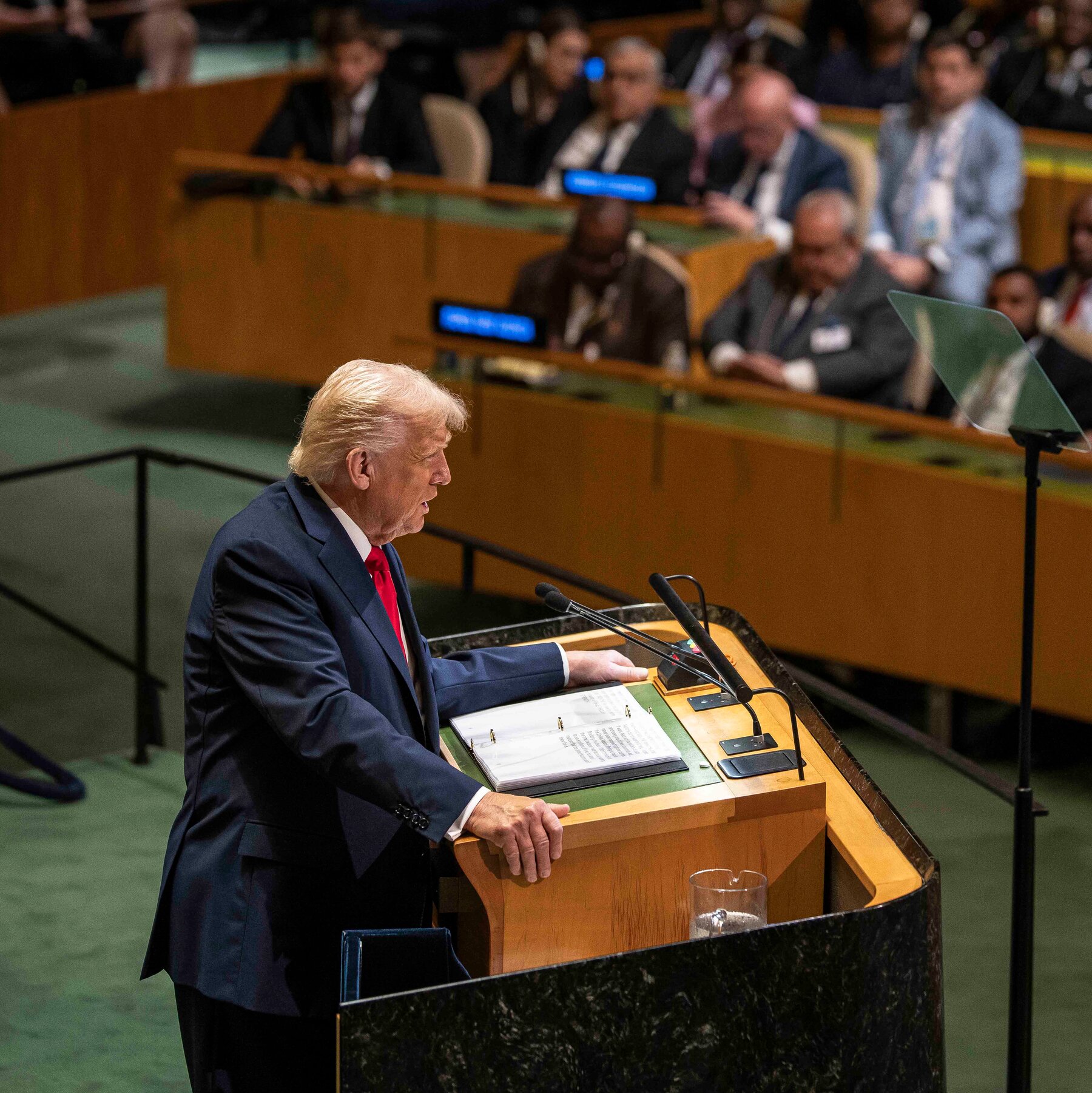 At U.N., Trump Says Green Energy Is a Scam and Attacks Climate Science