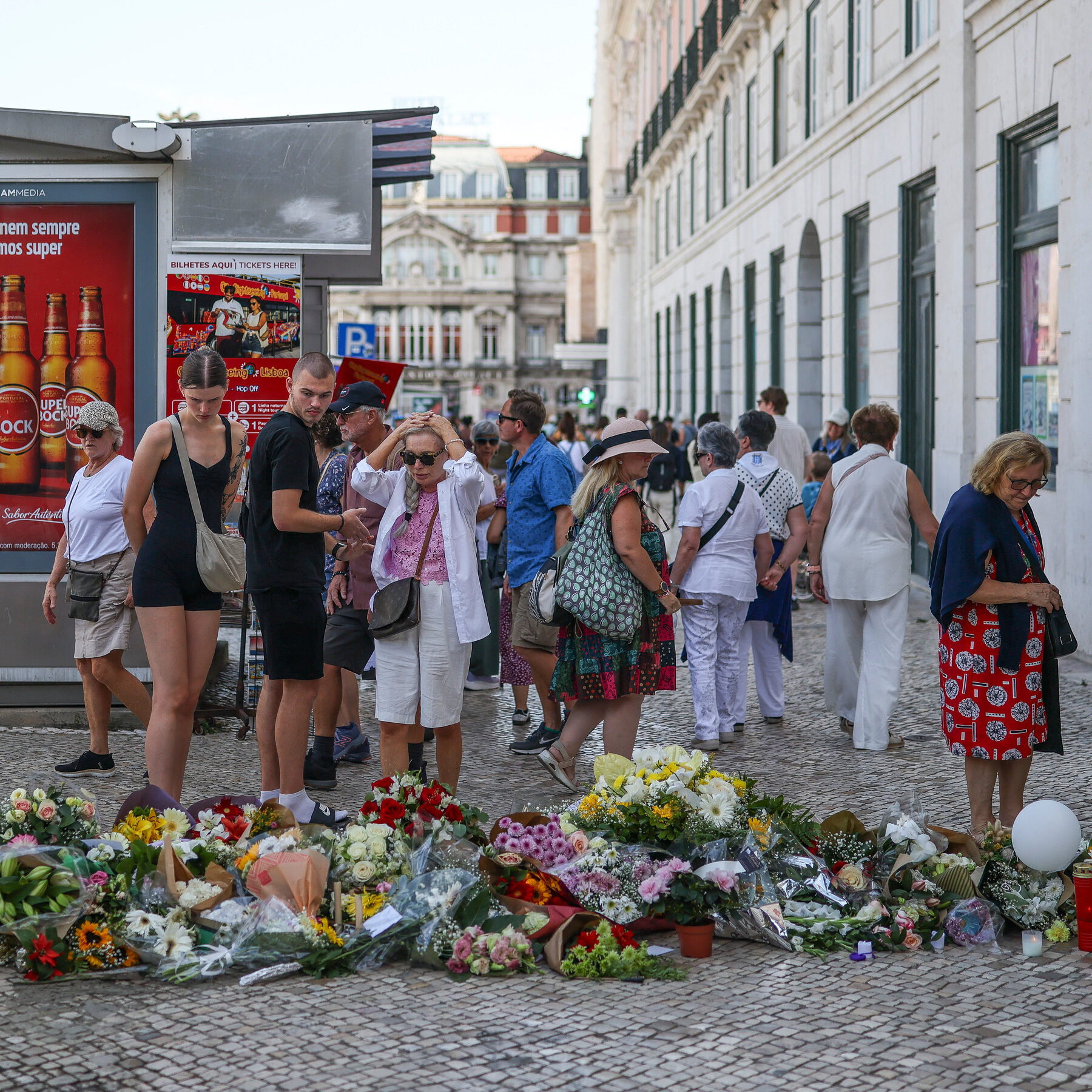 Authorities Point to Cable Disconnecting in First Report on Lisbon Funicular Crash