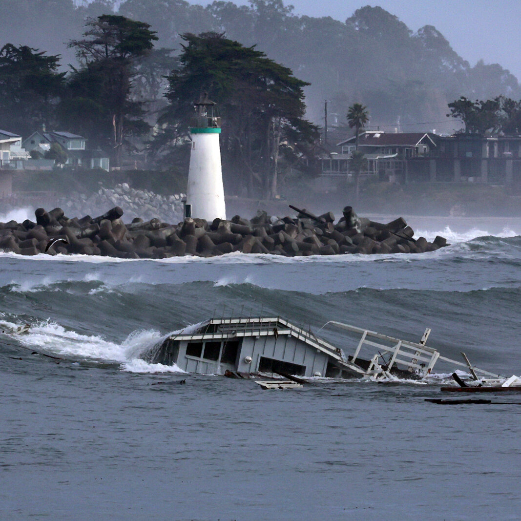 Avoid California Beaches Because of Dangerous Waves, Officials Warn