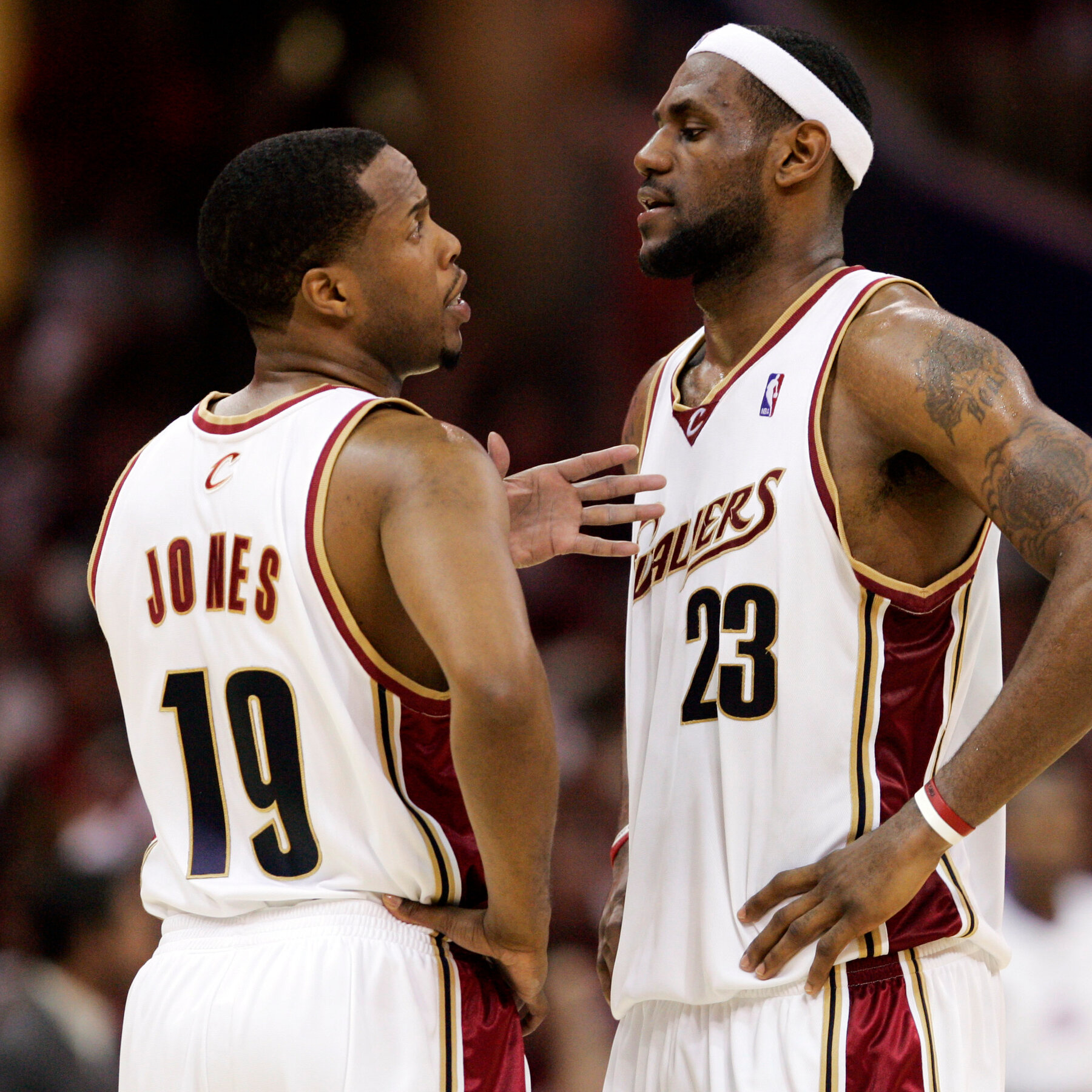 Being In an N.B.A. Player’s Entourage Is Fun. Now, It Can Be a Gambling Edge, Too.