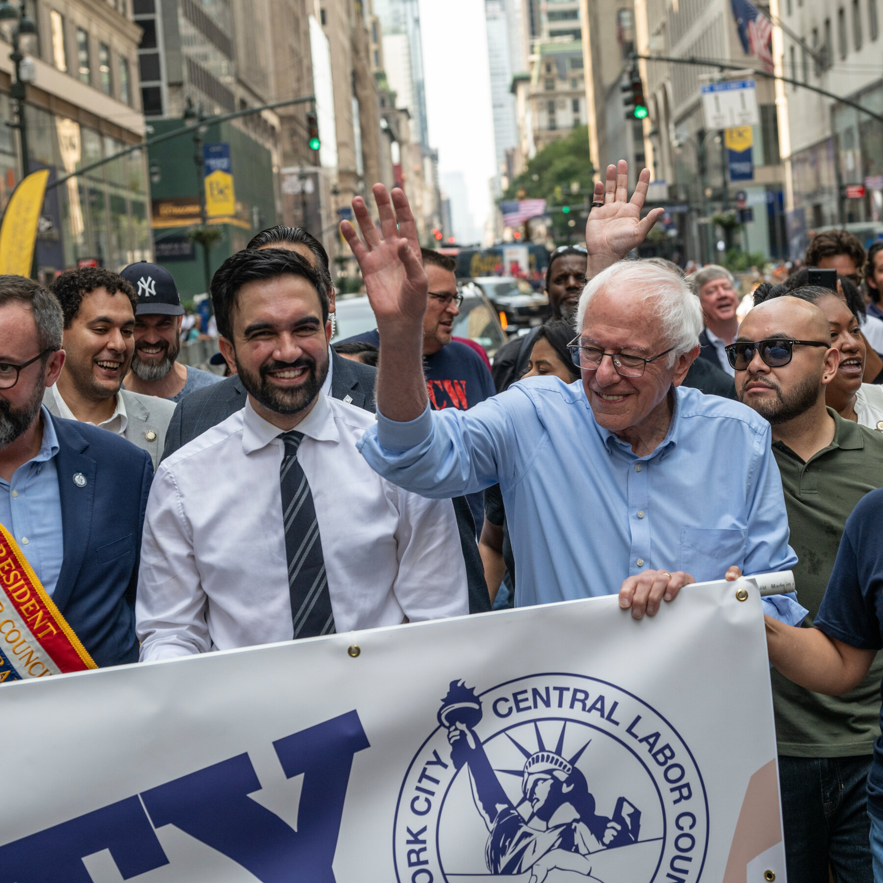Bernie Sanders to Host Zohran Mamdani at Fighting Oligarchy Event in Brooklyn