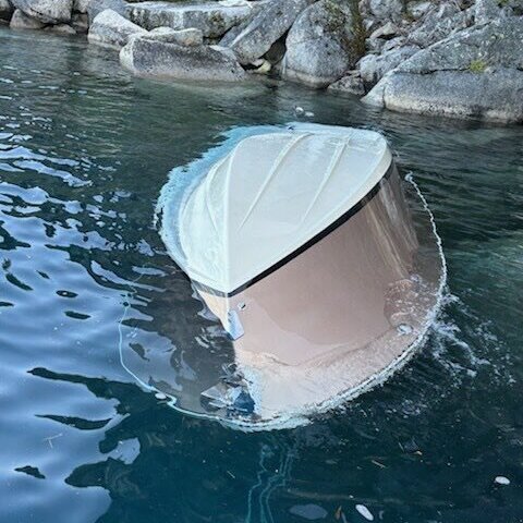 Boat Capsizes on Lake Tahoe, Leaving 6 Dead