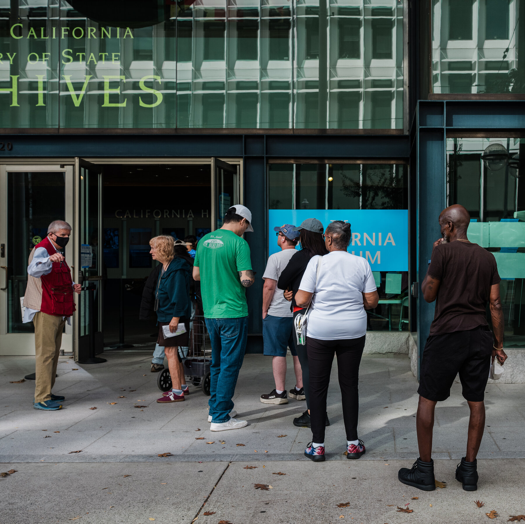 Californian wait in long lines to vote on Prop. 50