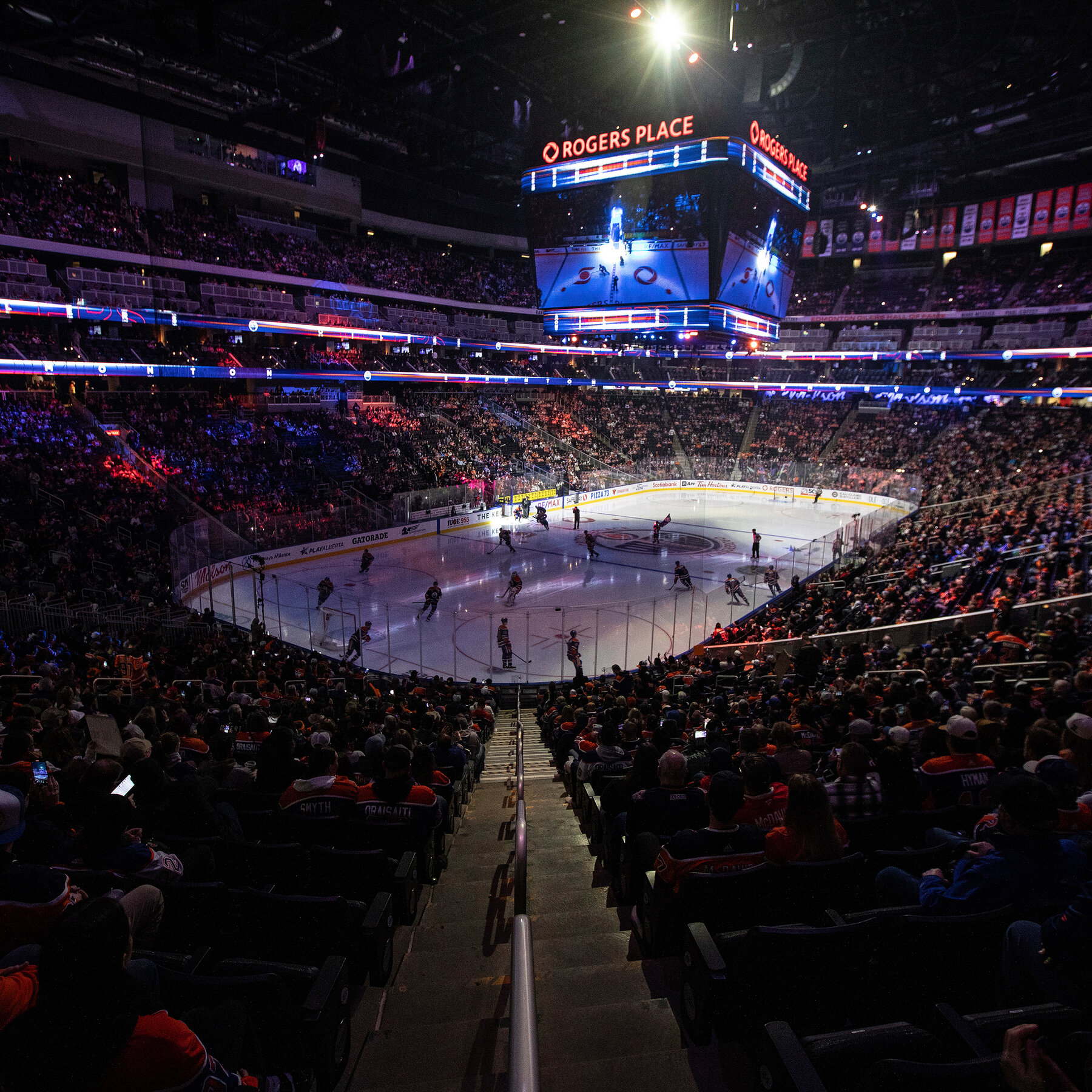 Canadians and Wayne Gretzky: Anatomy of a Relationship on Thin Ice