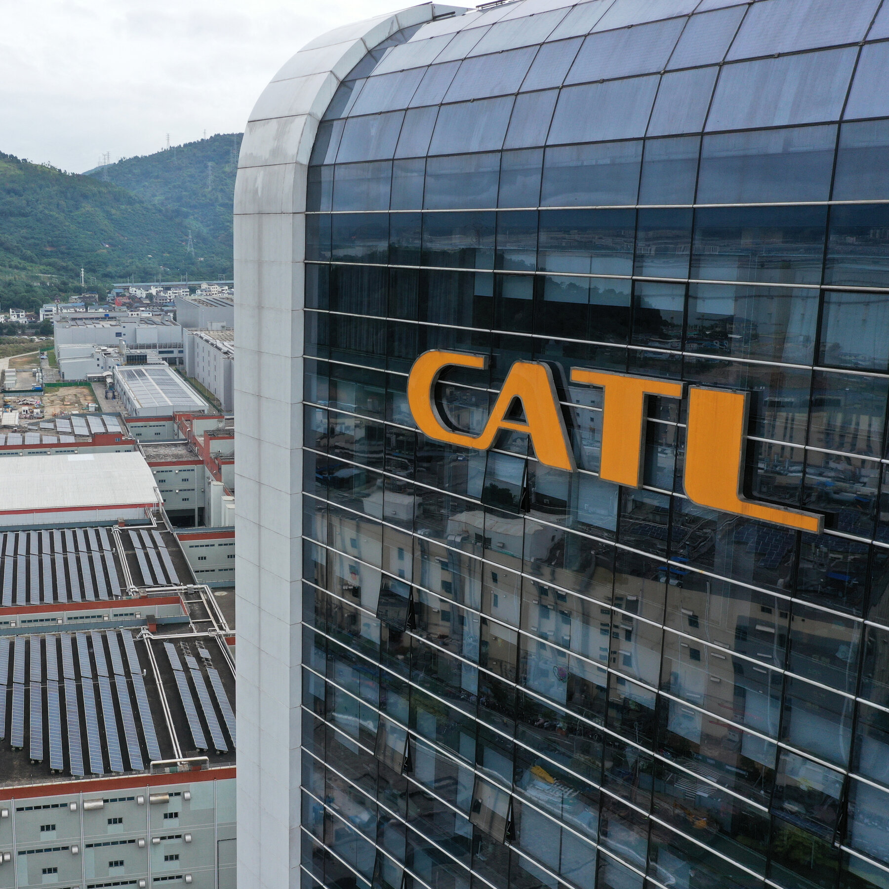 CATL Announces Major Advances in E.V. Batteries
