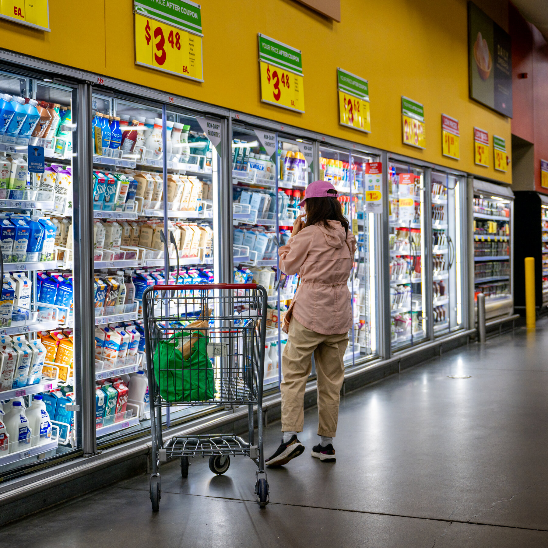 C.E.O.s Look Beyond a Rosy Inflation Report