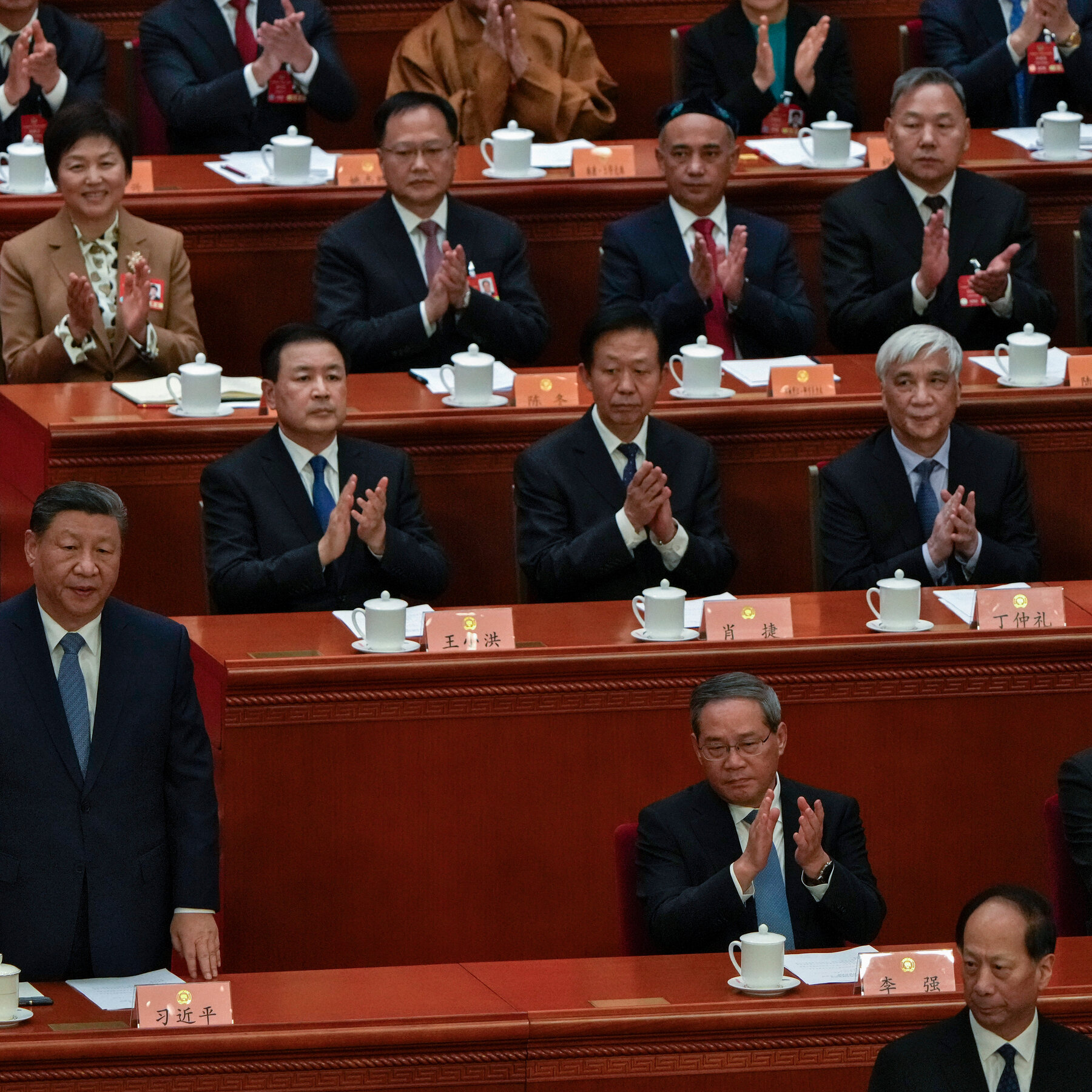China’s Economic Plan Is Light on Detail as Trade War Intensifies