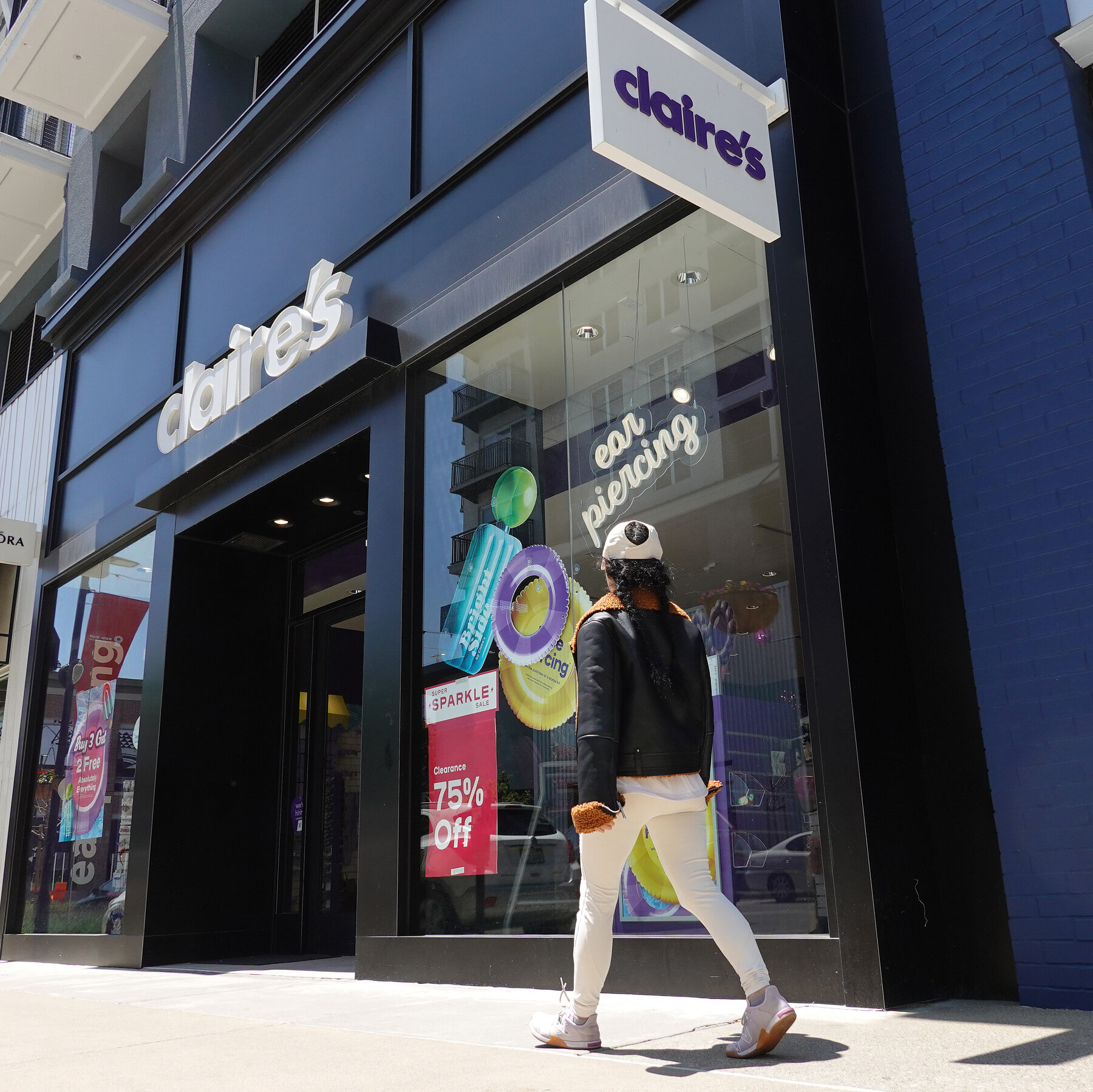Claire’s, Teen Jewelry Chain, Files for Bankruptcy a 2nd Time