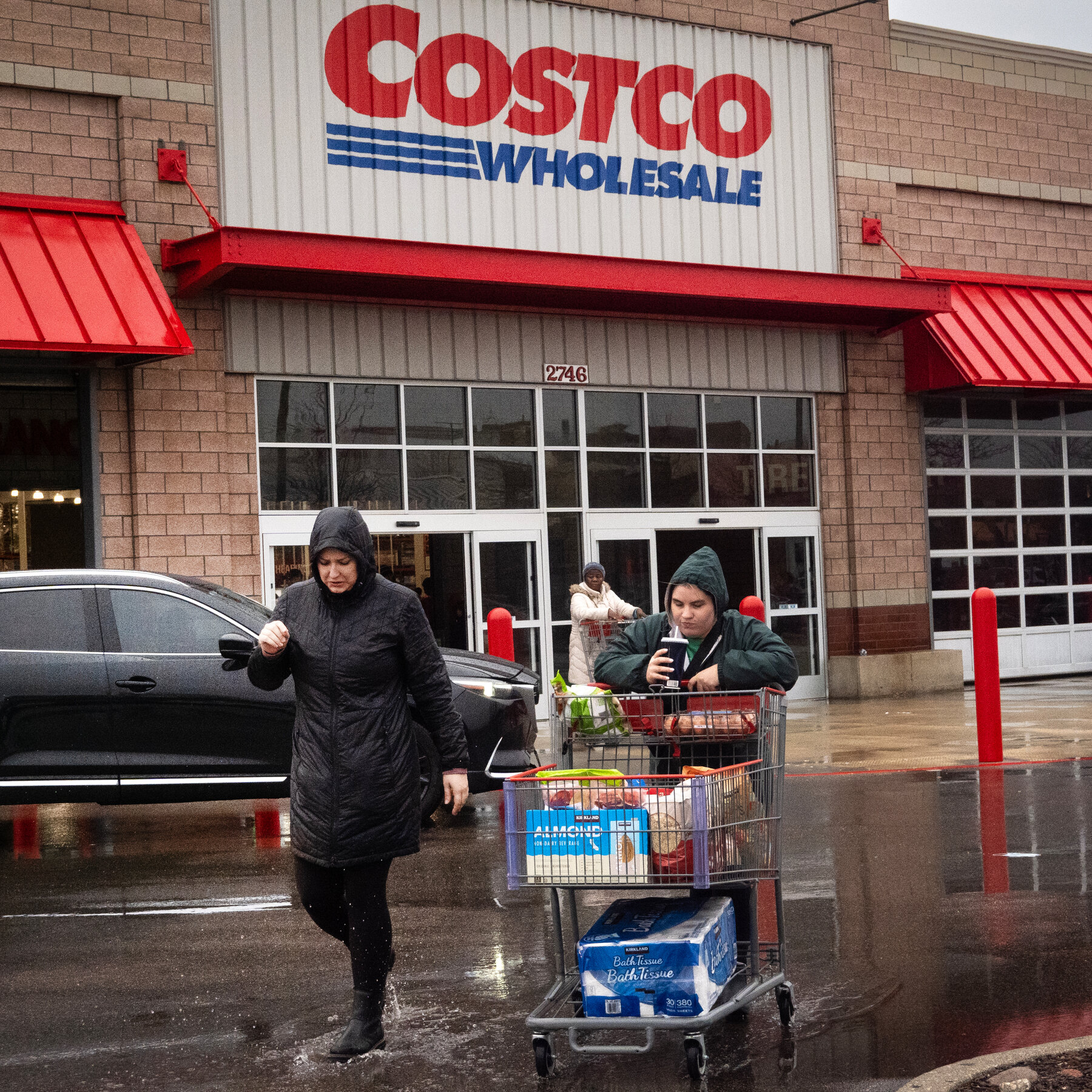 Costco Sues Trump Administration for Refund of Tariffs