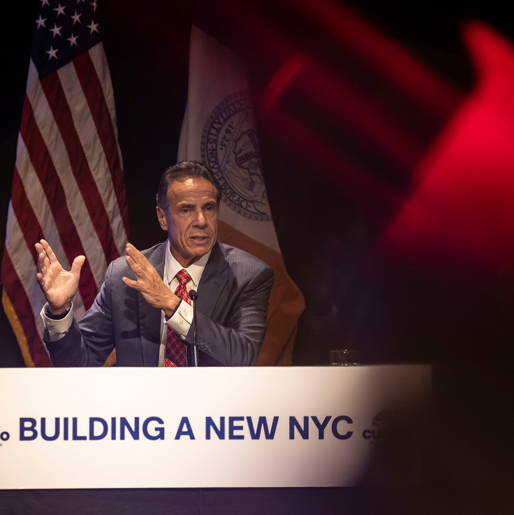 Cuomo Tells Business Leaders That His Campaign Is on a New Path