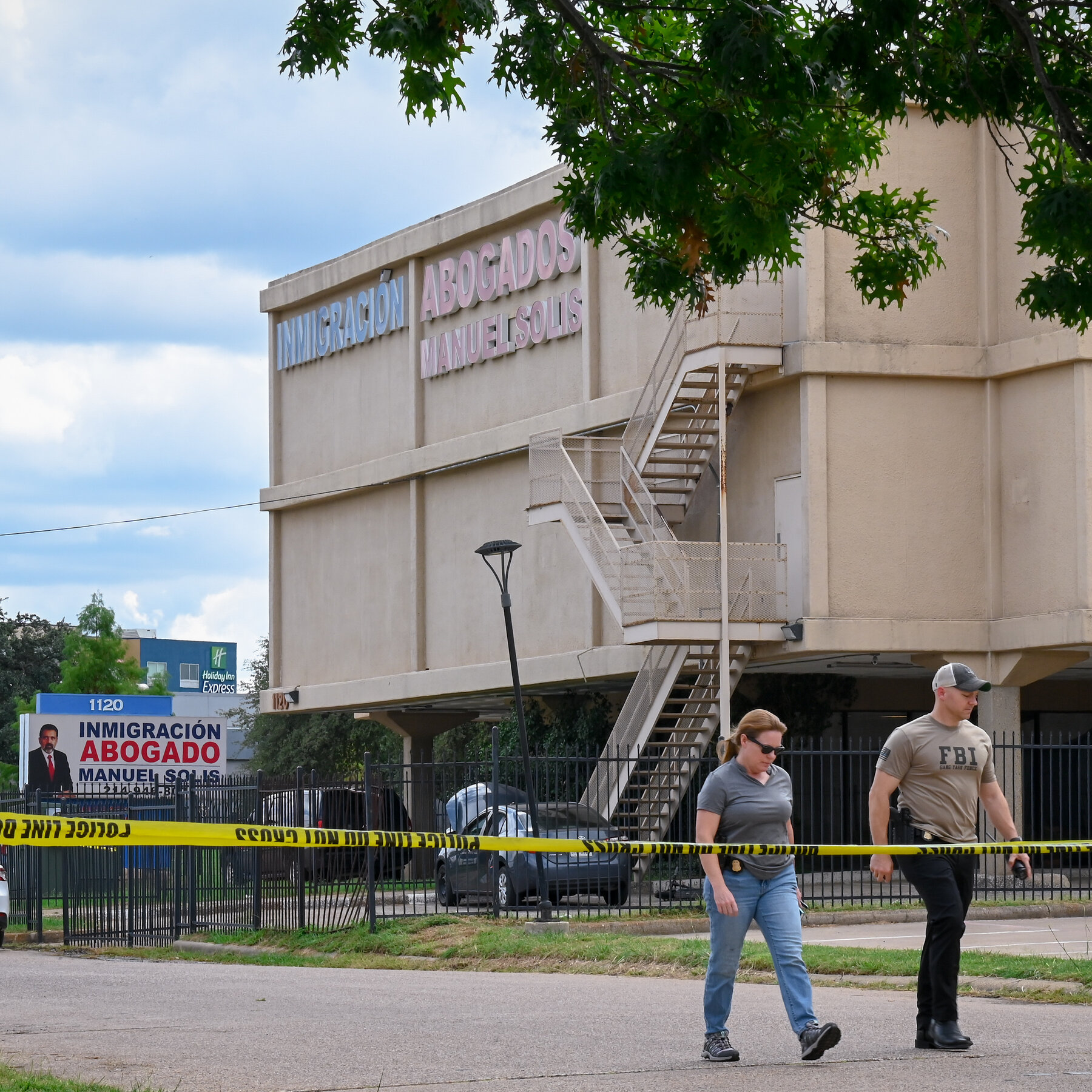 Dallas Shooting Suspect Had Extensive Online Footprint but Little on Politics