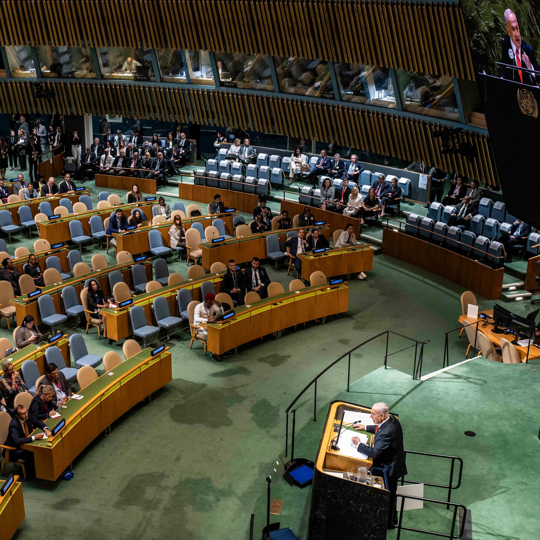 Defiant Netanyahu Denounces Palestine Recognition, to a Mostly Empty U.N. Hall