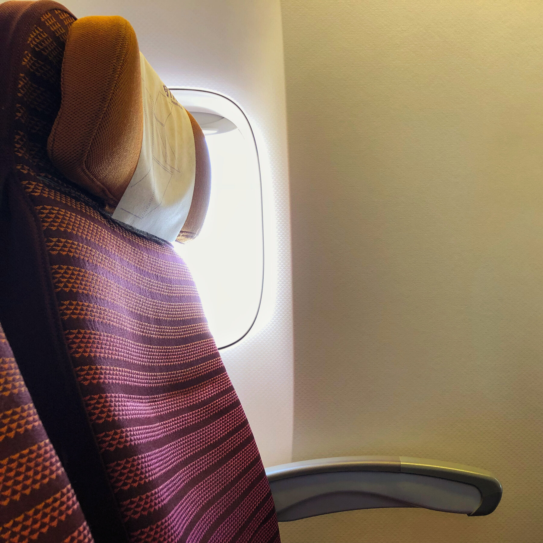 Delta and United Passengers Sue Airlines Over Fees for Windowless Window Seats