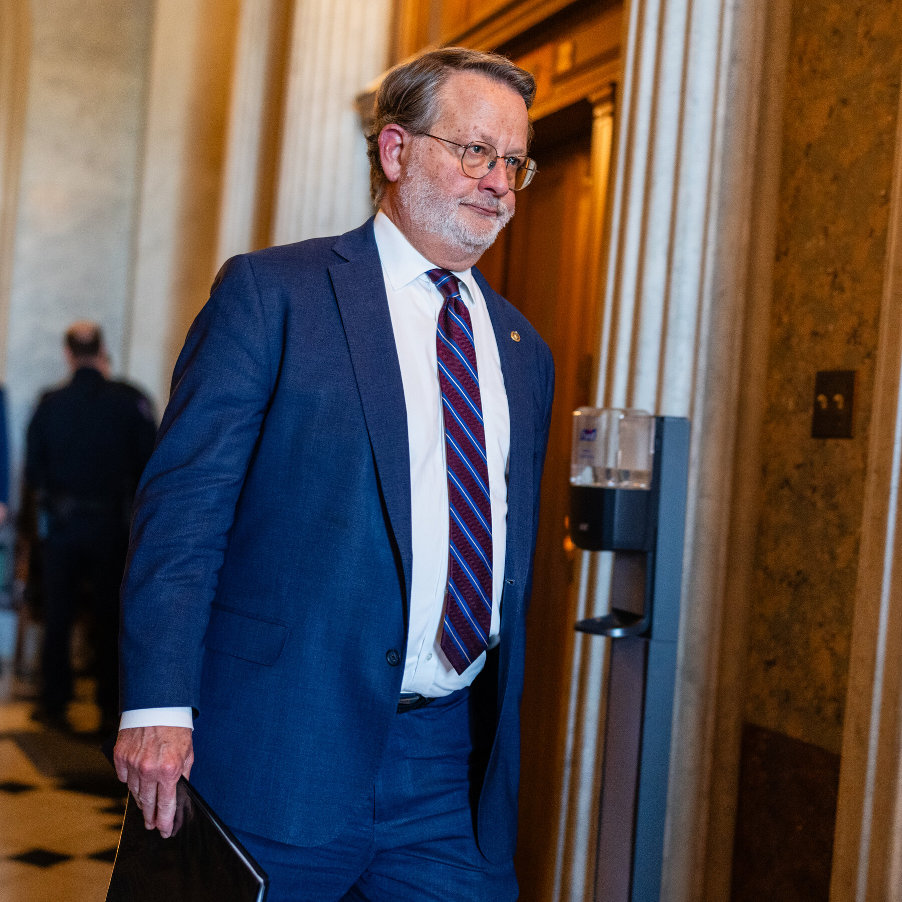 Democratic Senators Ask Watchdogs to Investigate Musk’s Downsizing Efforts