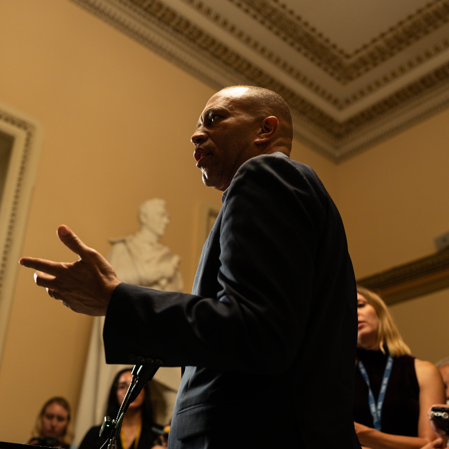 Democrats Dig In After White House Threat of Mass Federal Layoffs