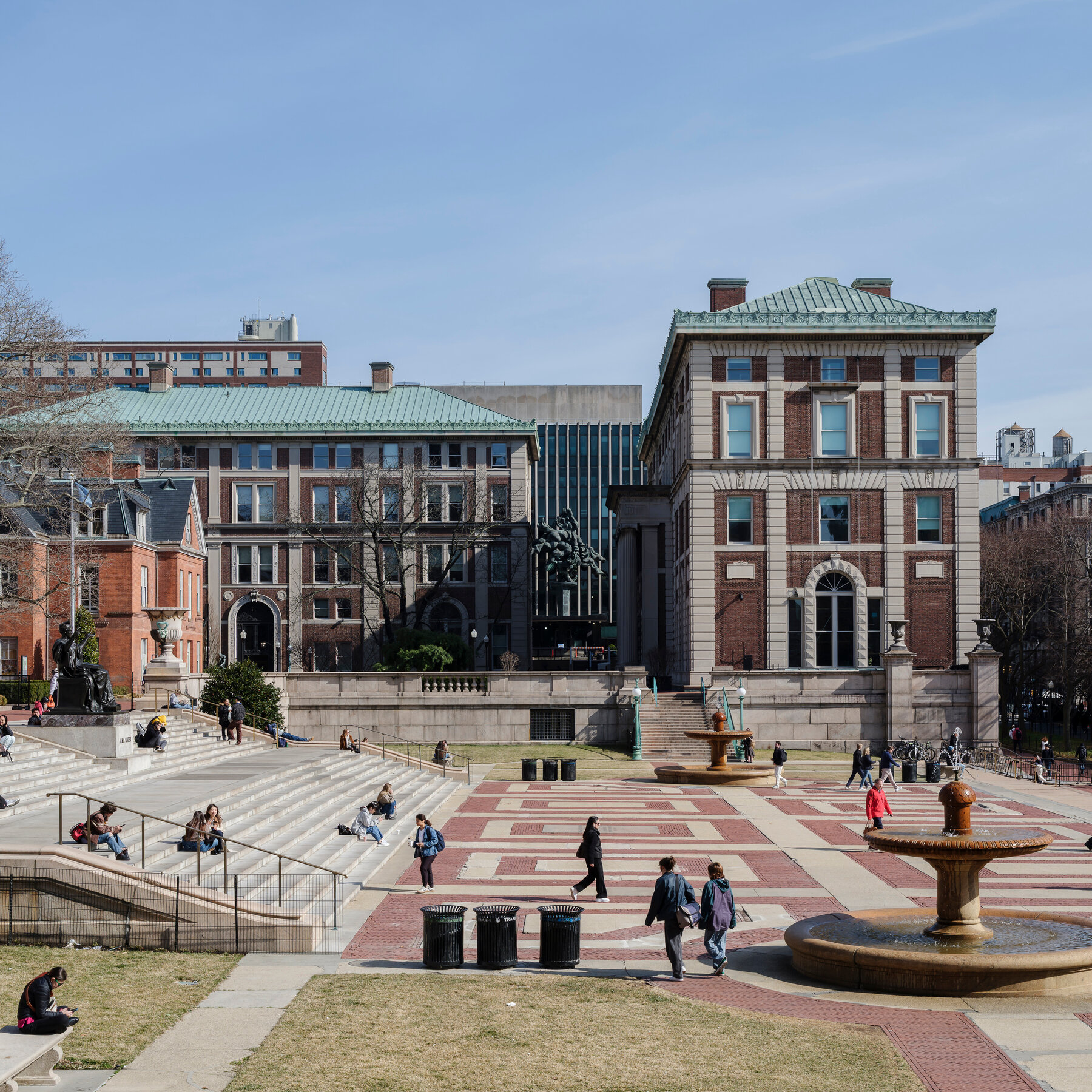 D.H.S. Agents Search Two Dorm Rooms at Columbia University