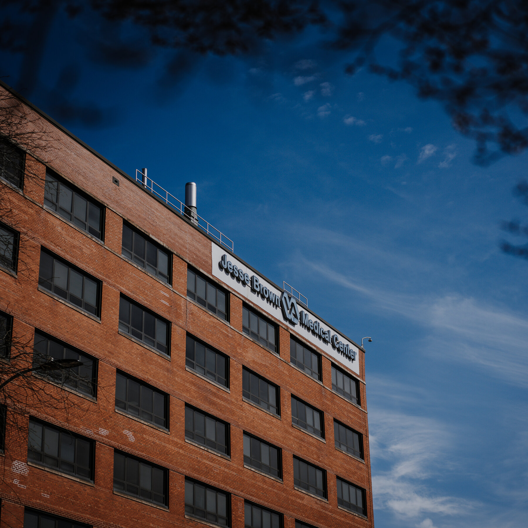 Do You Receive Health Care at the V.A.? We’d Like to Hear from You.
