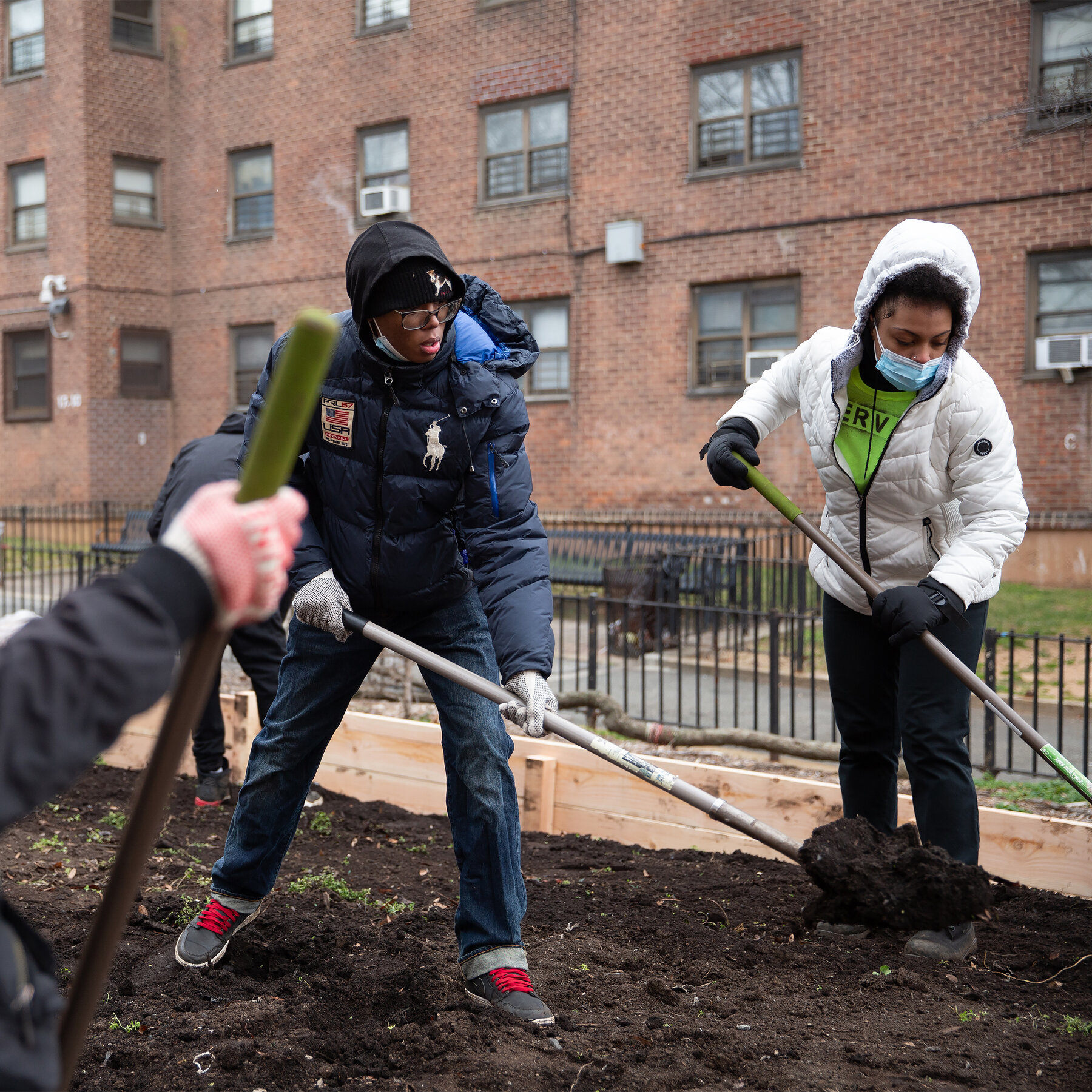 DOGE Guts AmeriCorps, Agency That Organizes Community Service Programs