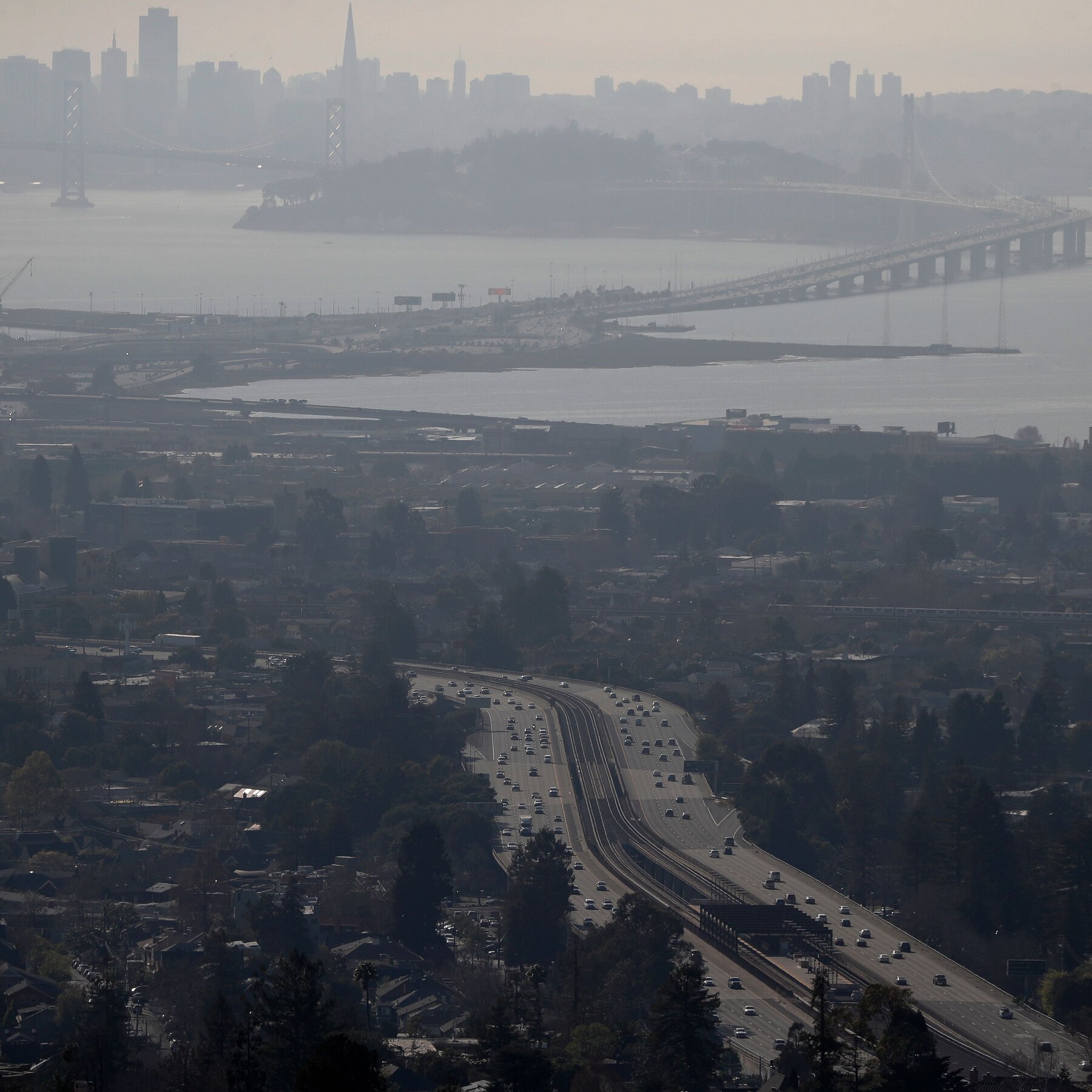 Earthquake Jolts Bay Area Residents Awake