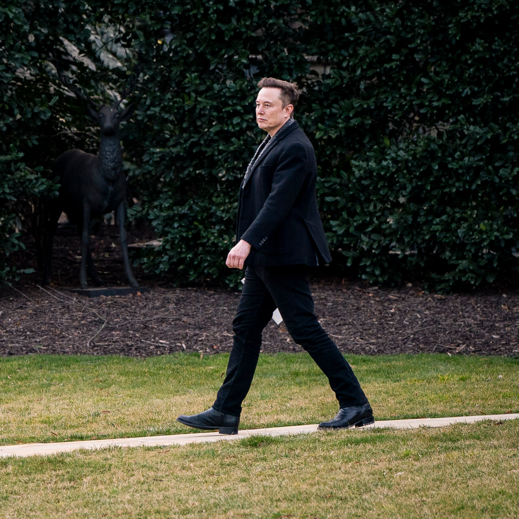 Elon Musk’s X Agrees to Settlements With Thousands of Former Employees