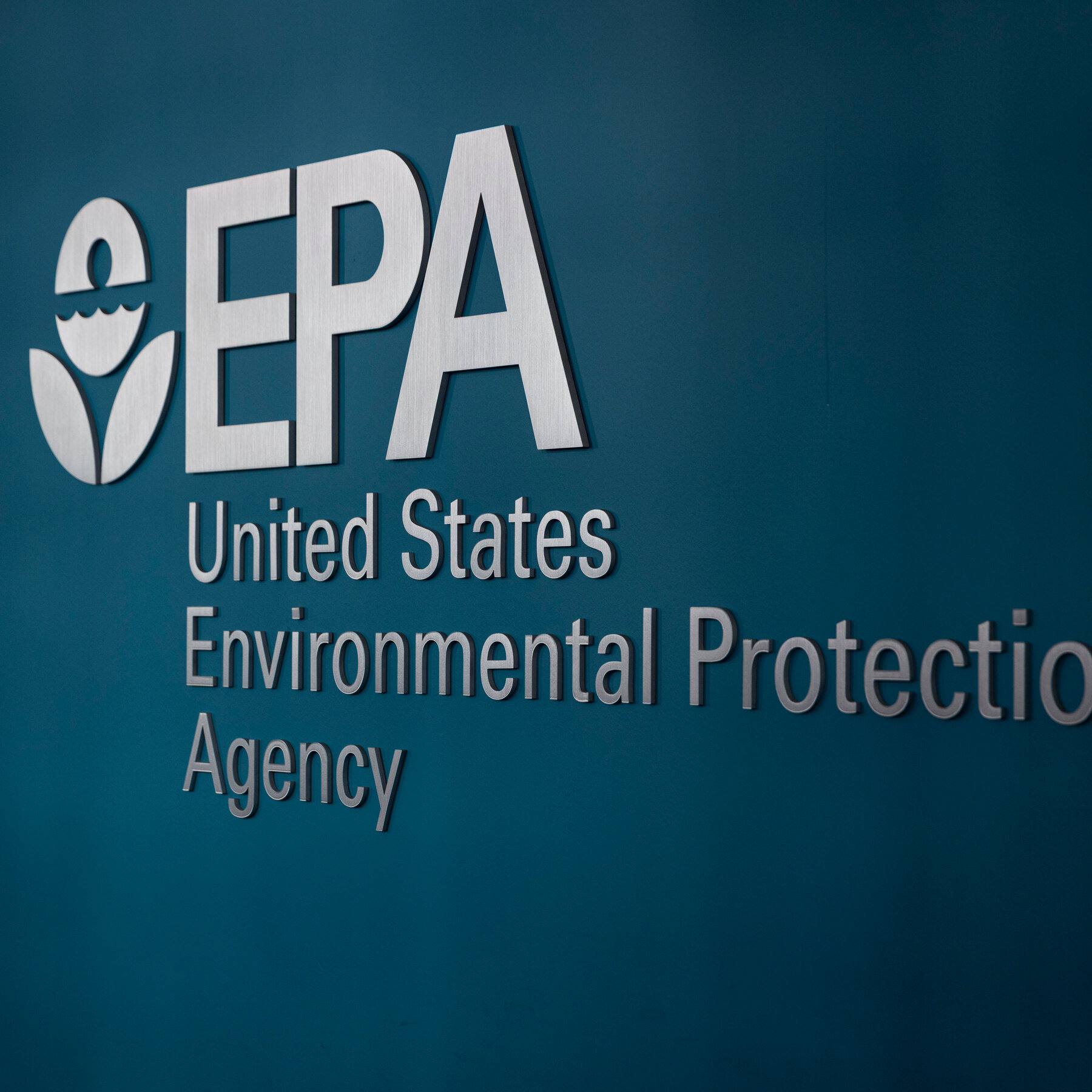 E.P.A. Grant Recipients Find Their Funds Frozen, With No Explanation