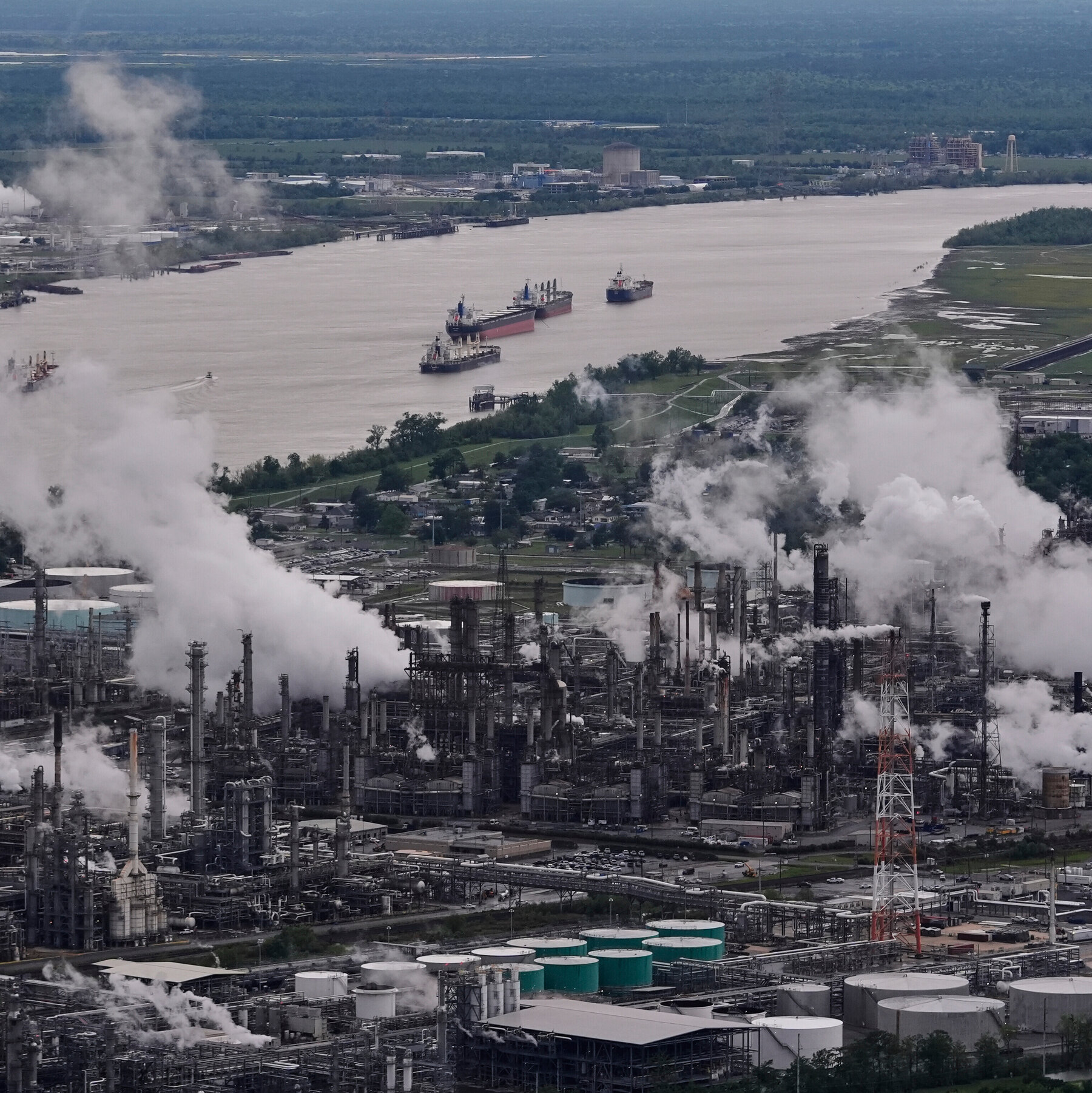 E.P.A. Is Said to Plan Deep Cuts to Greenhouse Gas Reporting Program