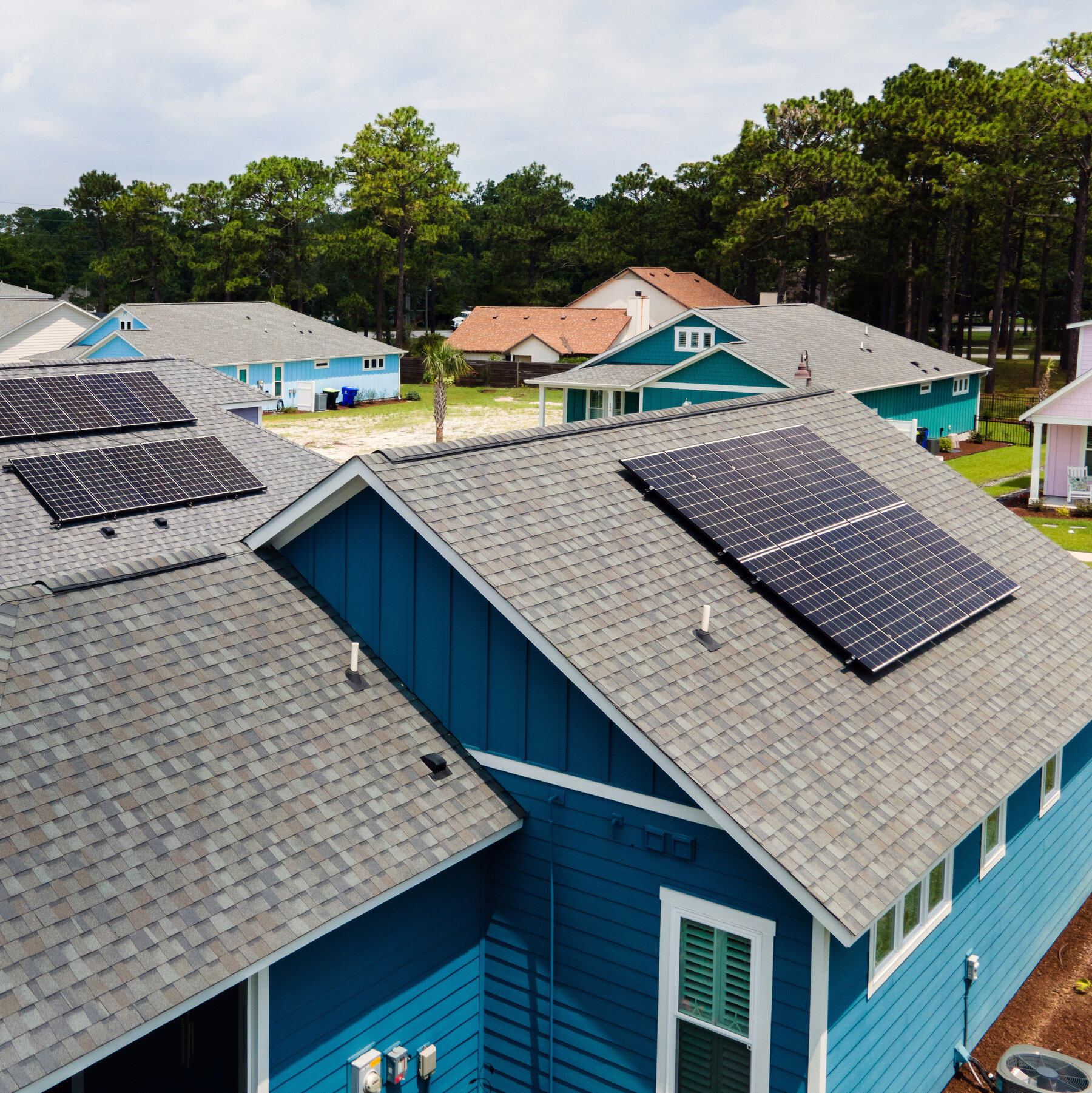 E.P.A. Moves to Cancel $7 Billion in Grants for Solar Energy